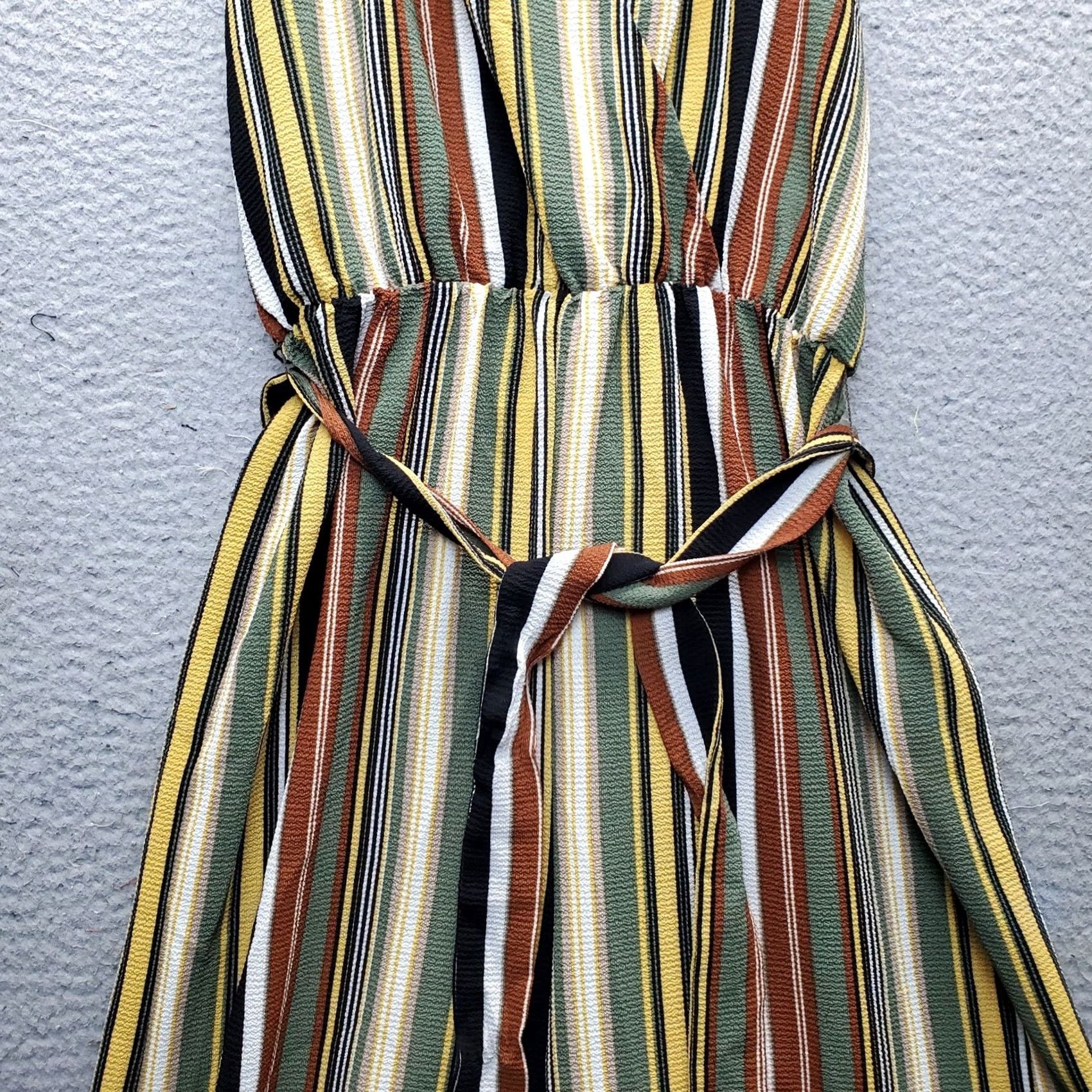 Almost Famous Almost Famous Jumpsuit Womens M Halter Wrap Front Striped Sleeveless Multicolor Wide-Leg Casual Size 32" / US 10 / IT 46 - 7 Thumbnail
