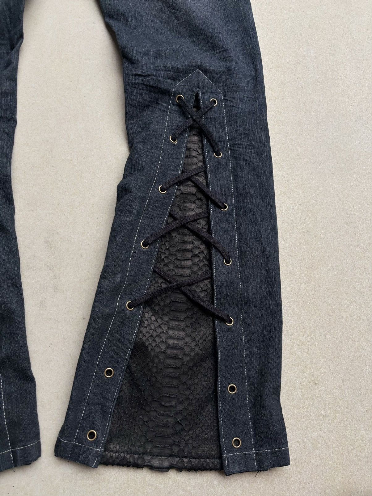 Tornado Mart Phyton flare jeans Size US 28 / EU 44 - 4 Thumbnail