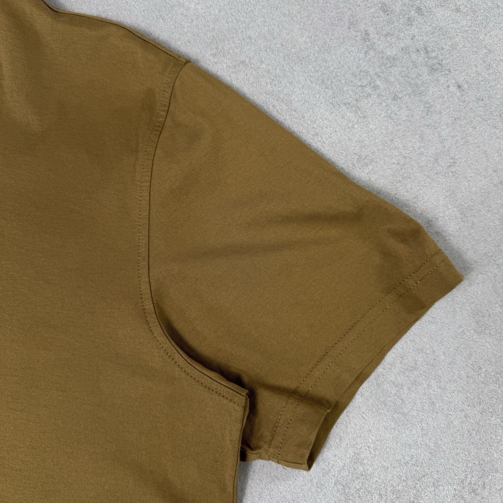 Belstaff Belstaff Men T Shirt Size L Brown Logo Size US L / EU 52-54 / 3 - 2 Thumbnail