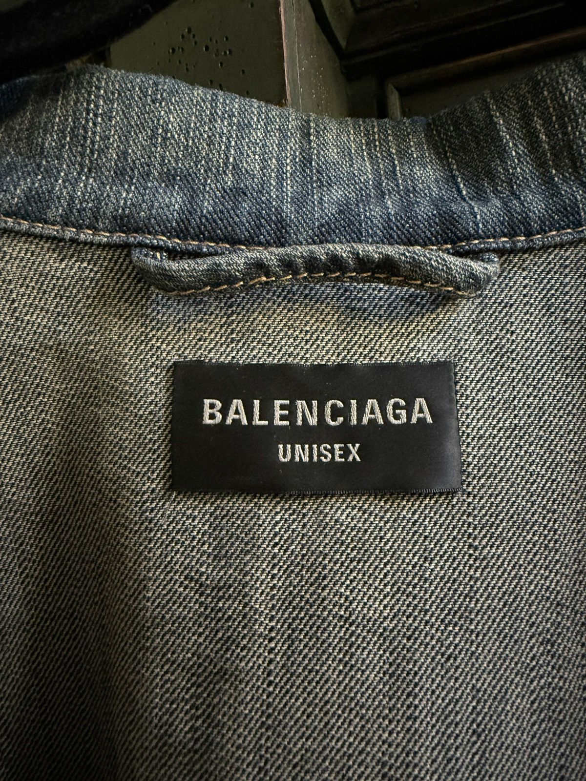 Balenciaga RARE* Unisex Balenciaga Denim Jacket Size US XL / EU 56 / 4 - 5 Thumbnail