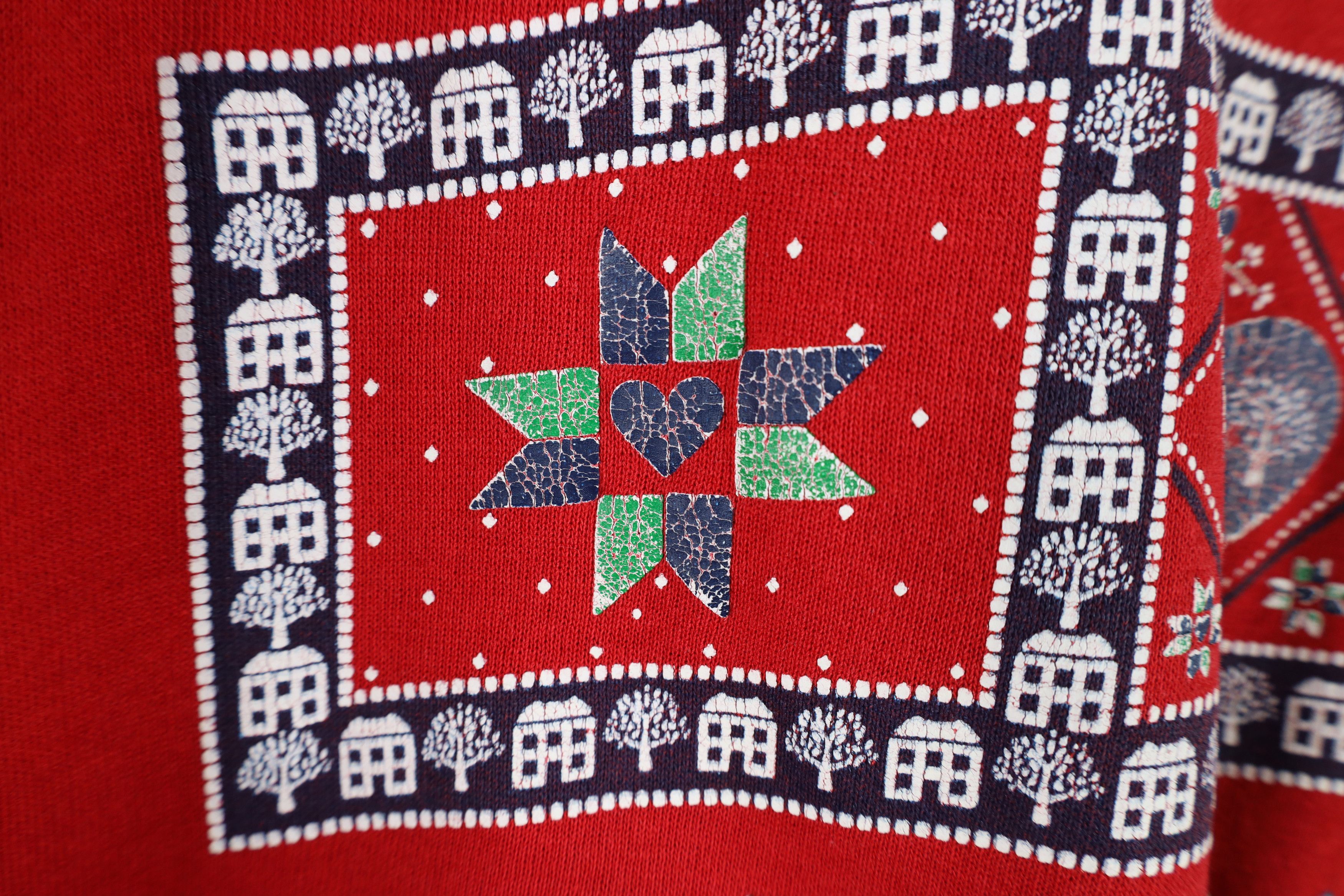 Vintage Vintage 90s Streetwear Quilt Heart Farmhouse Sweatshirt USA Size US L / EU 52-54 / 3 - 6 Thumbnail