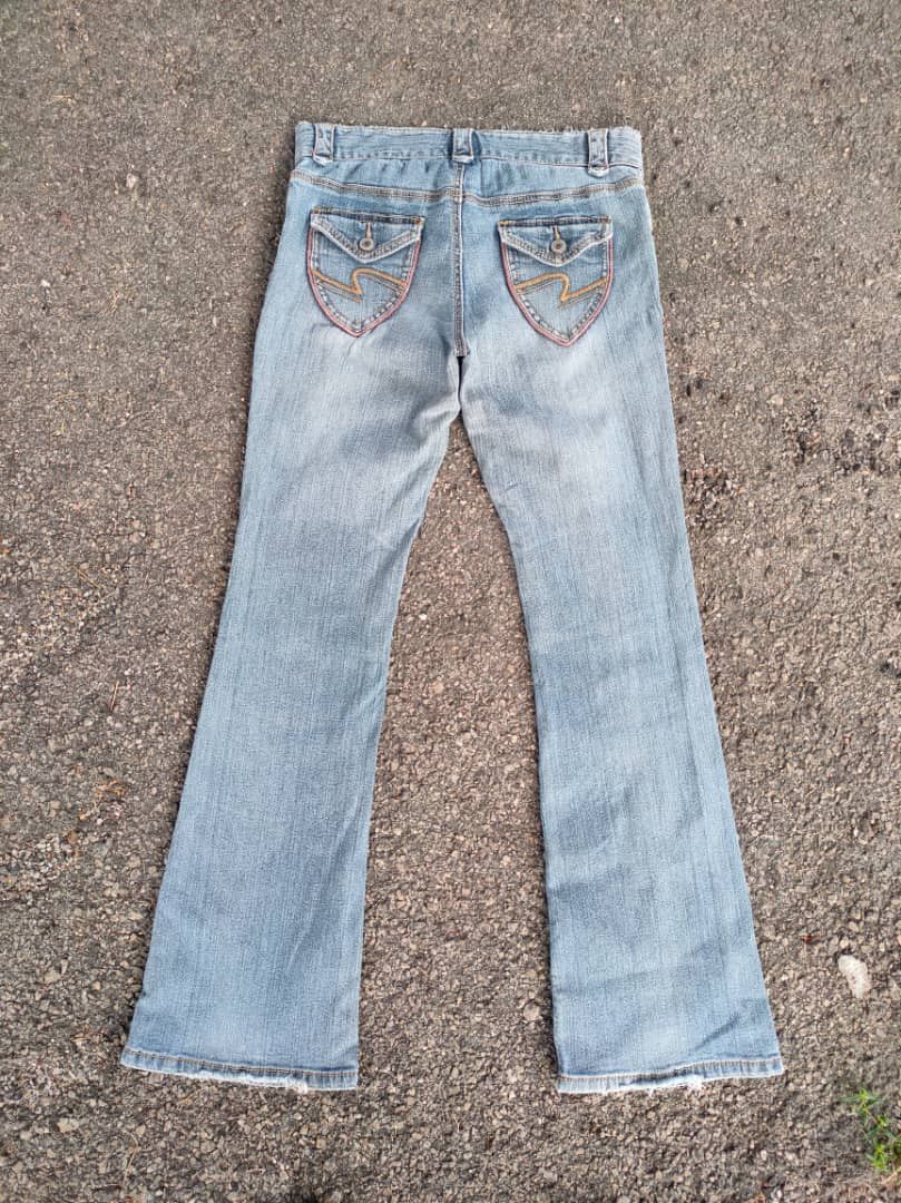 Japanese Brand VINTAGE JAPANESE WOMAN FLARE FADED JEANS DENIM PANTS Size US 30 / EU 46 - 2 Thumbnail