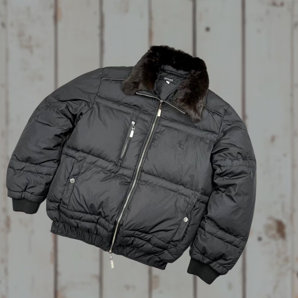 Versace VINTAGE Versace Jenas Couture Puffer Down Bomber Jacket Fur Collar Men Size L Black Y2K Jacket Bomber Men Size US L / EU 52-54 / 3 - 1 Thumbnail