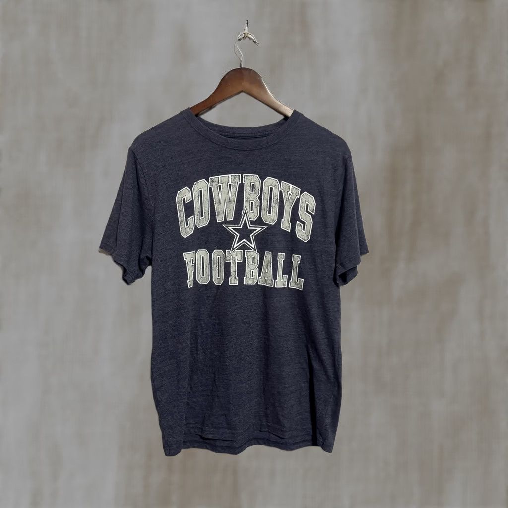 Vintage Dallas Cowboys Football Men's T-Shirt Medium Blue Crew Neck Graphic Print Shirt Men M Size US M / EU 48-50 / 2 - 1 Thumbnail