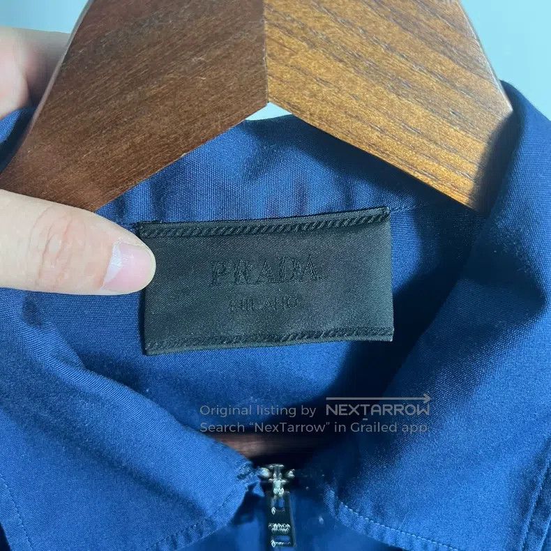 Prada Prada Logo zipper short sleeve Size US M / EU 48-50 / 2 - 3 Thumbnail