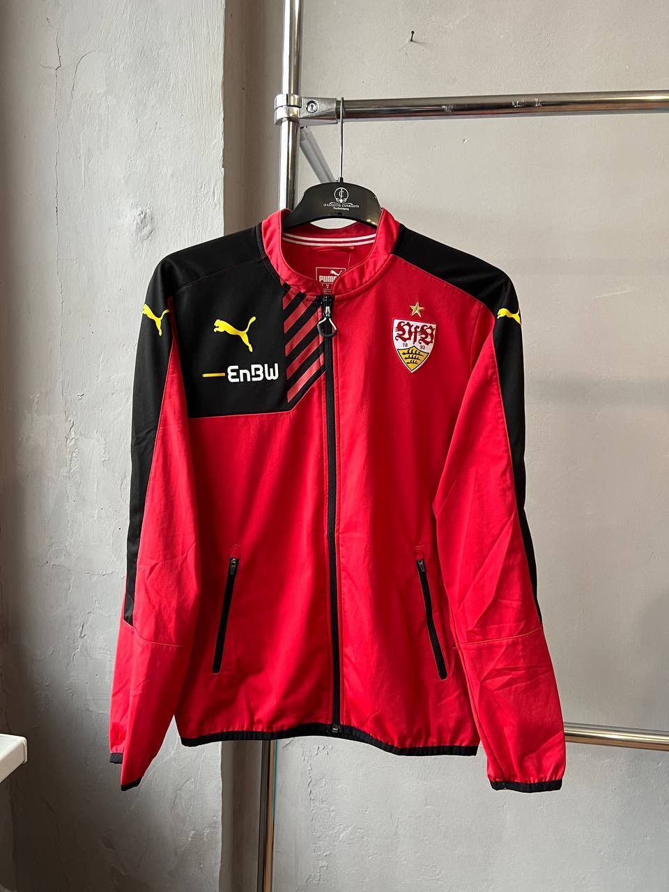 Puma 2015 STUTTGARD PRESENTATION SOCCER FOOTBALL JACKET PUMA M Size US M / EU 48-50 / 2 - 4 Thumbnail