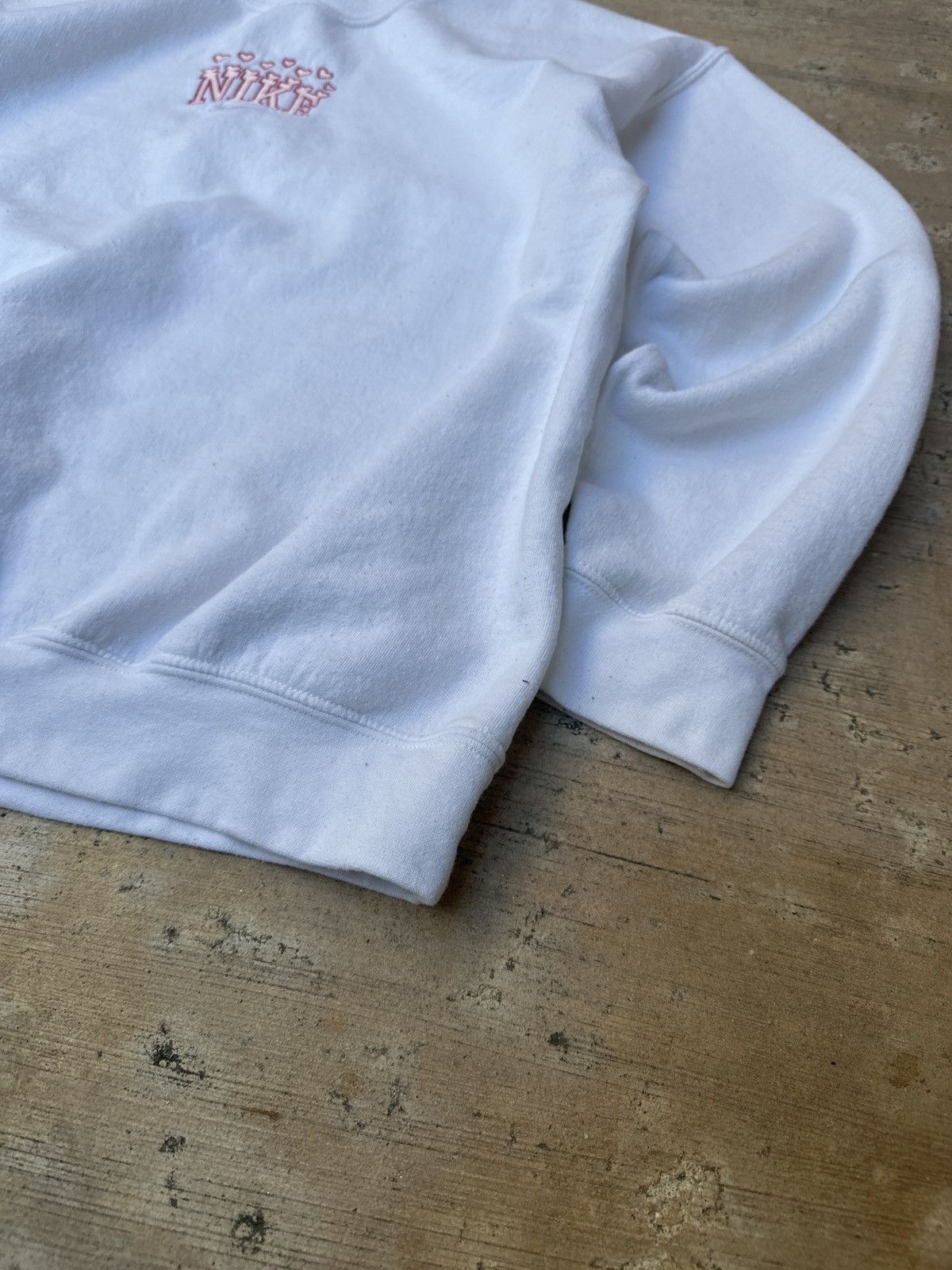 Nike × Vintage Vintage Embroidered Nike Center Swoosh Crewneck Sweatshirt Size US M / EU 48-50 / 2 - 2 Thumbnail