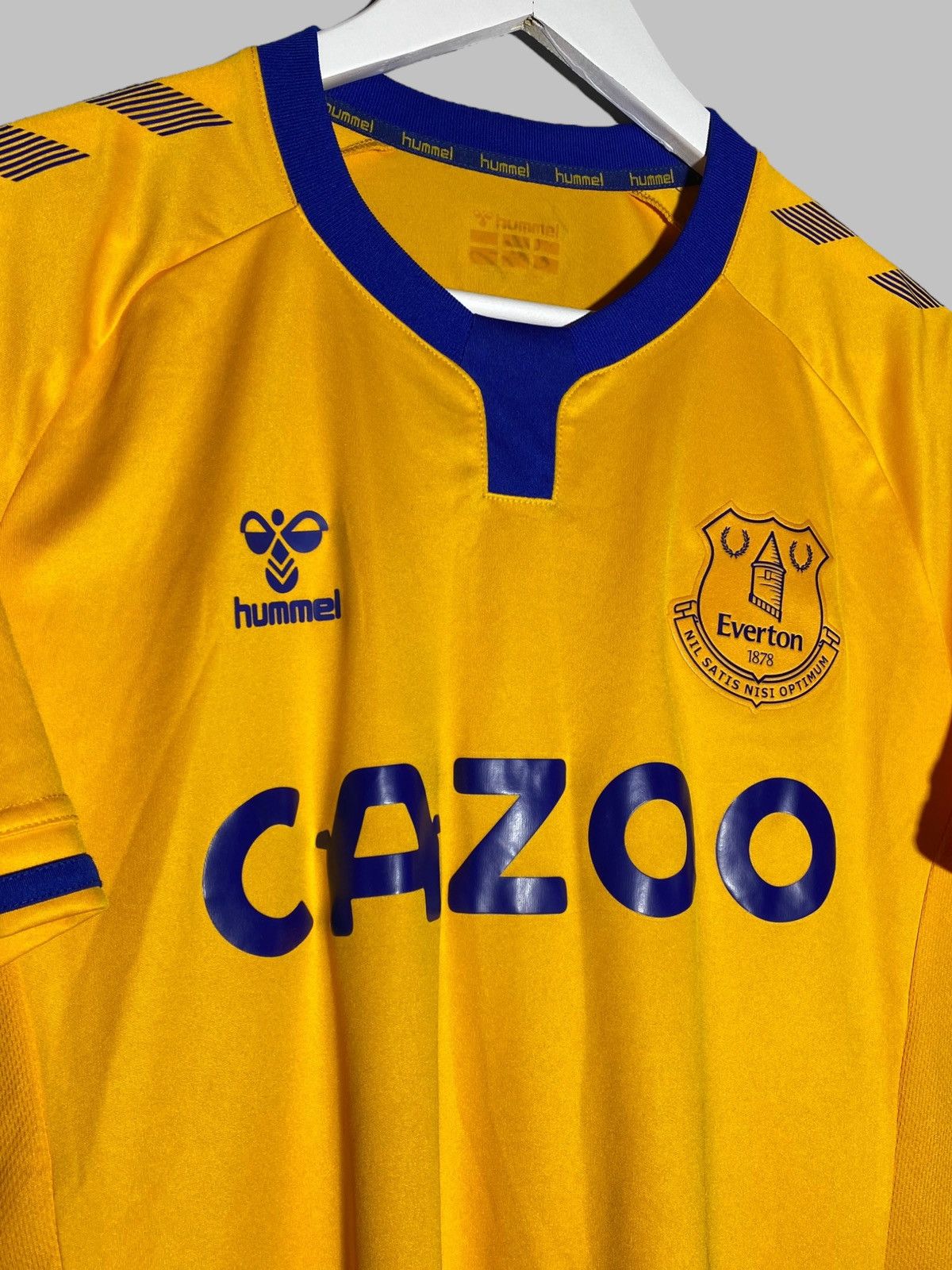 Hummel Hummel Everton FC 2020/21 Away Football Shirt Jersey Size US M / EU 48-50 / 2 - 3 Thumbnail