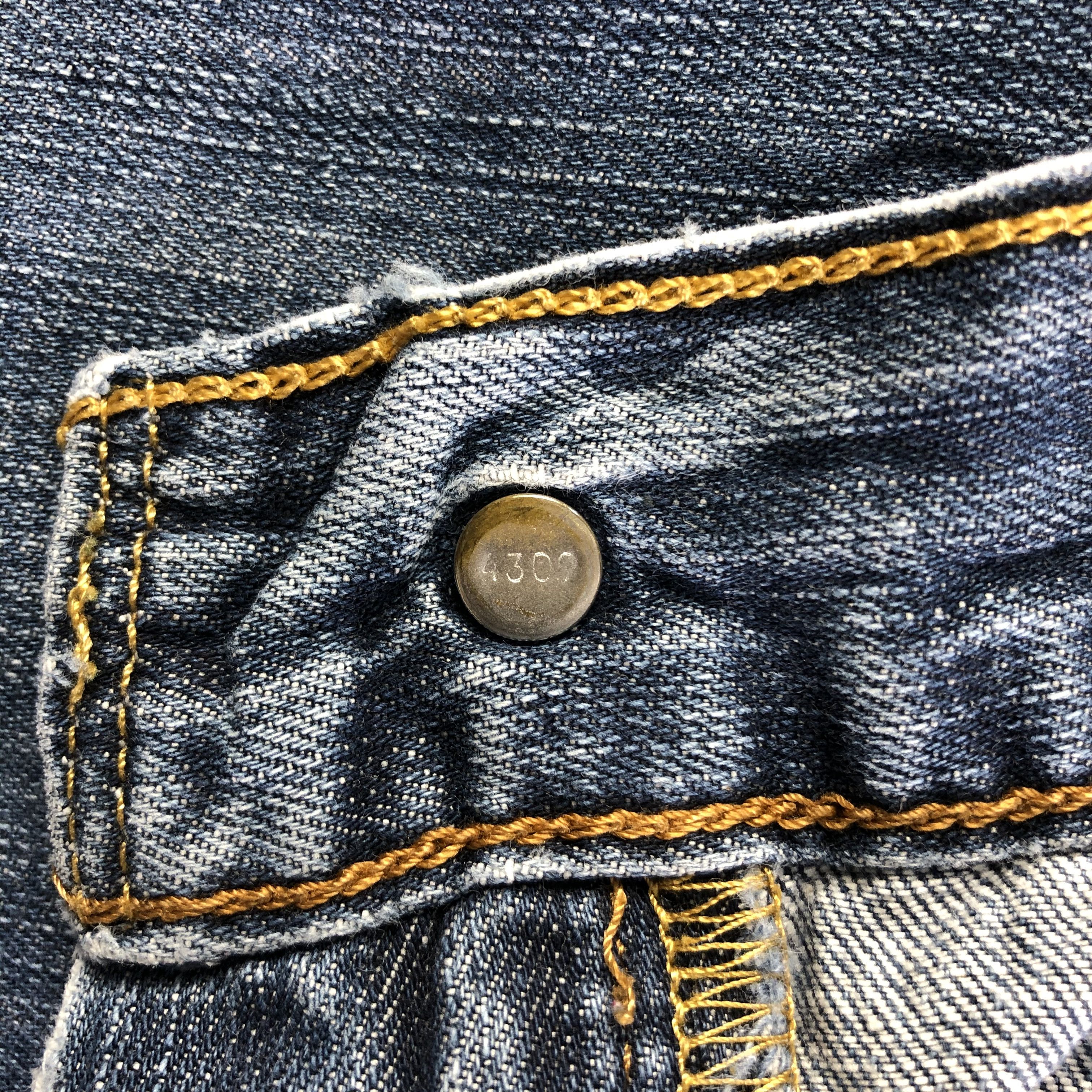 Levi's Vintage Blue Wash Levis 569 Jeans-J4397 Size US 35 - 9 Thumbnail