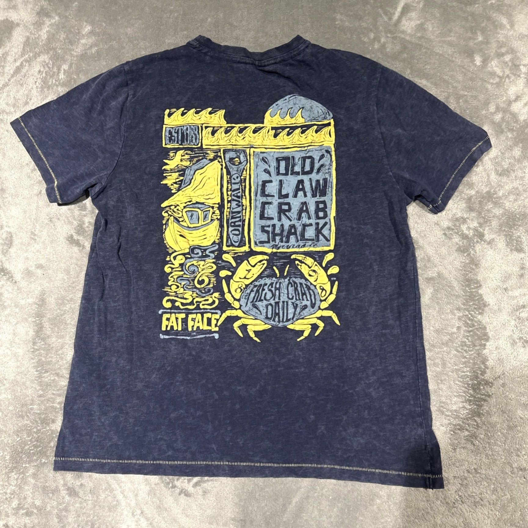 FatFace Fat Face T Shirt Mens Large Blue Graphic Print Old Claw Crab Shack Size US L / EU 52-54 / 3 - 4 Thumbnail