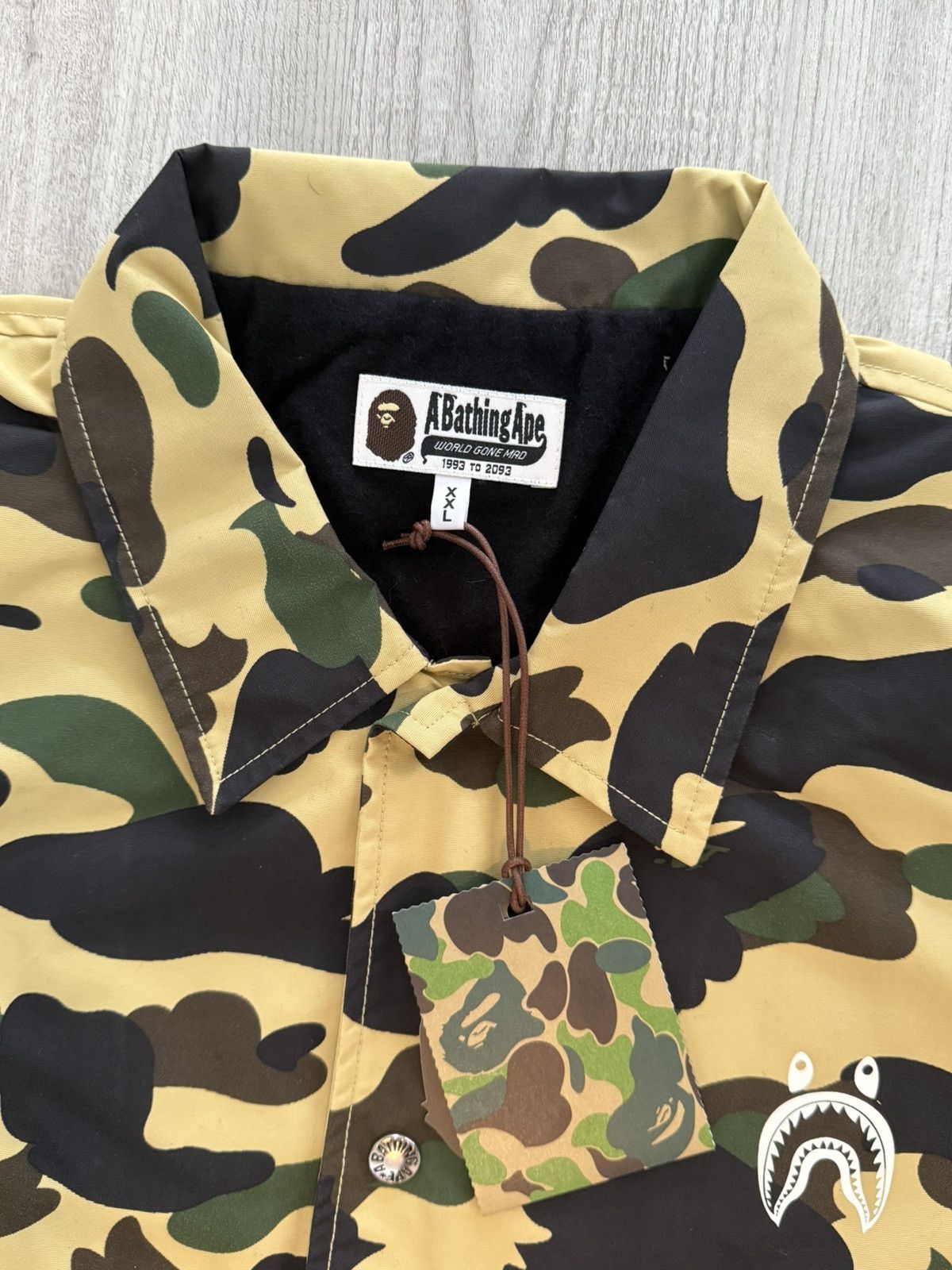 Bape A Bathing Ape 1st Camo Shark Coaches Jacket XXL BAPE OG Size US XXL / EU 58 / 5 - 2 Thumbnail