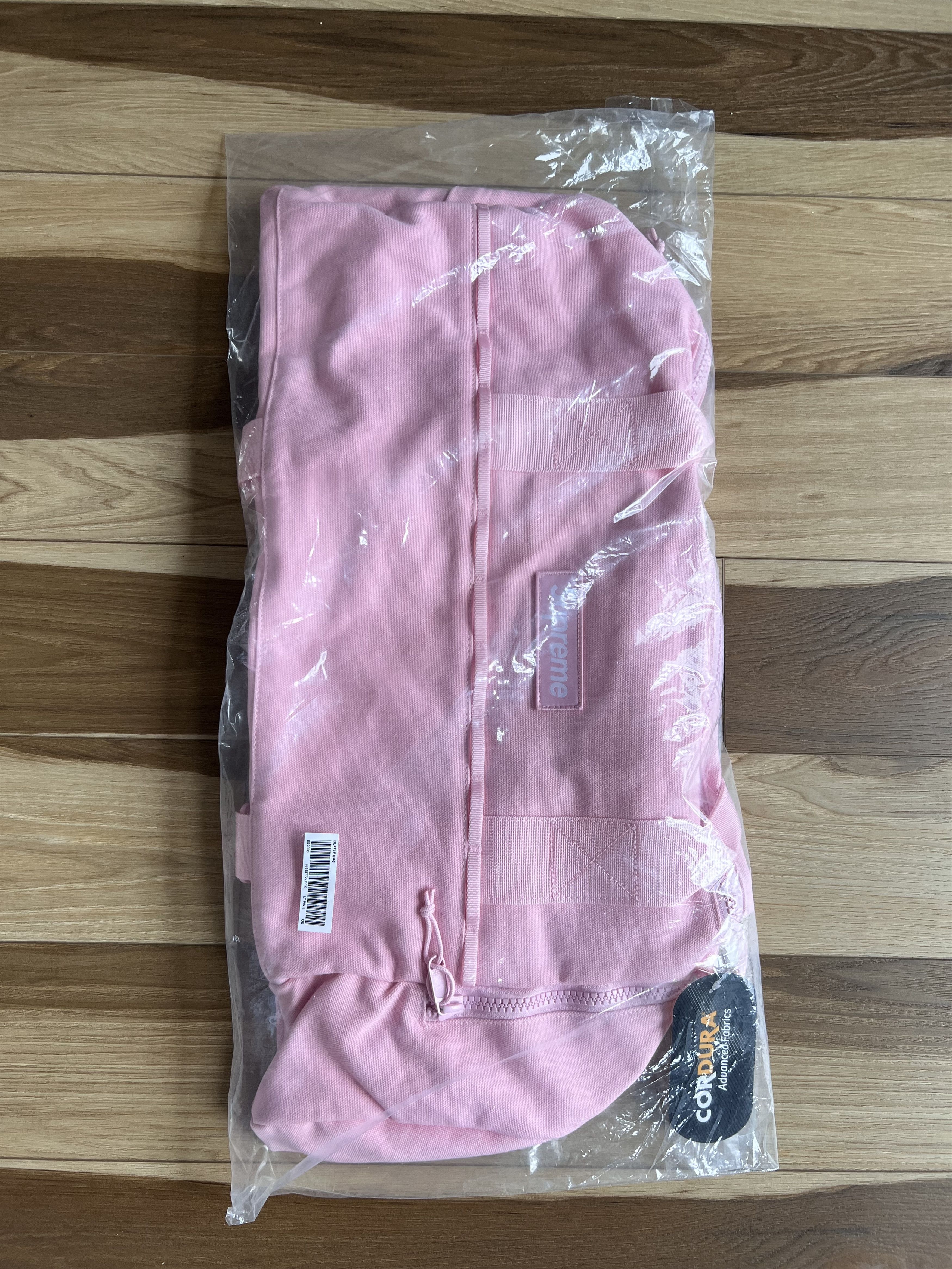 Supreme Supreme SS25 Duffle Bag in Pink Size ONE SIZE - 2 Thumbnail