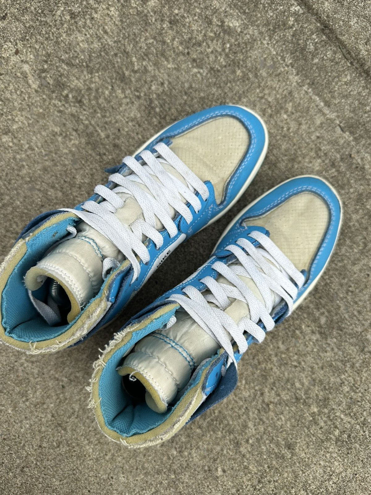 Jordan Brand × Off-White Nike Air Jordan 1 High OG Off-White UNC size 5.5 Size US 5.5 / EU 38 - 3 Thumbnail