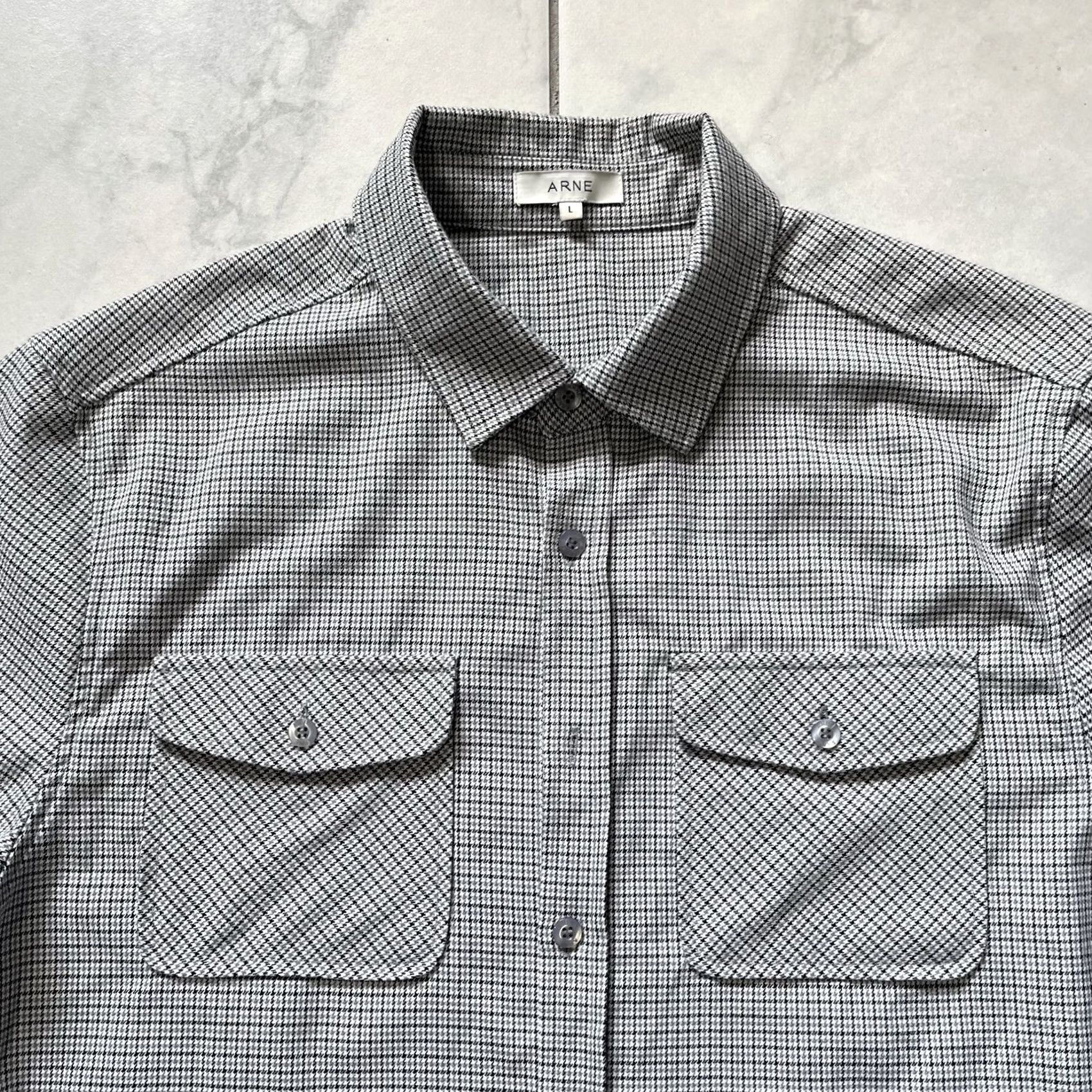 Vintage ARNE Shirt Large Black Gray Mens Button Up Herringbone Stretch Fit Modern Preppy Size US L / EU 52-54 / 3 - 2 Thumbnail