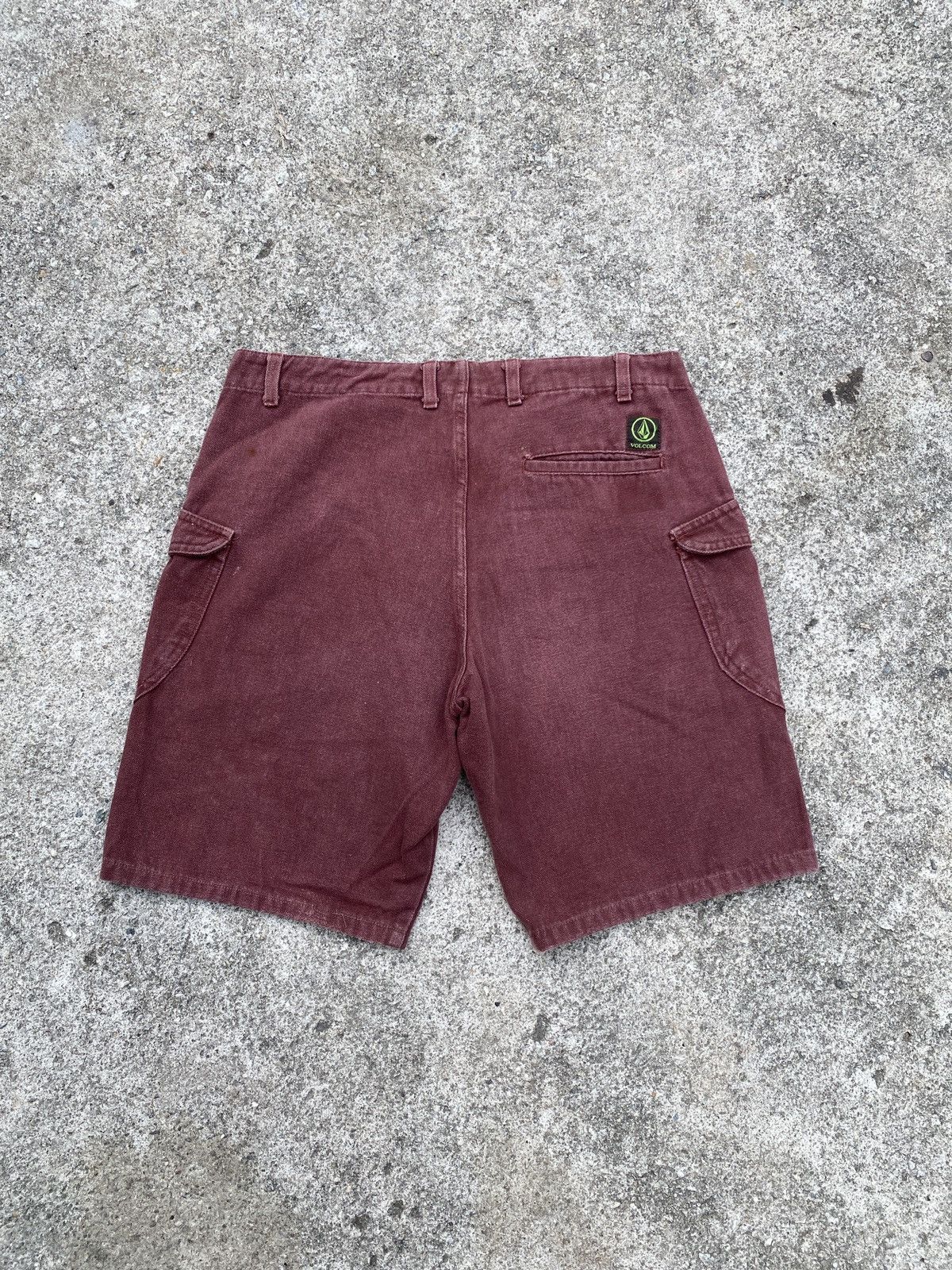 Vintage × Volcom Vintage 90’s Volcom Skateboard Short Pant Size US 32 / EU 48 - 2 Thumbnail