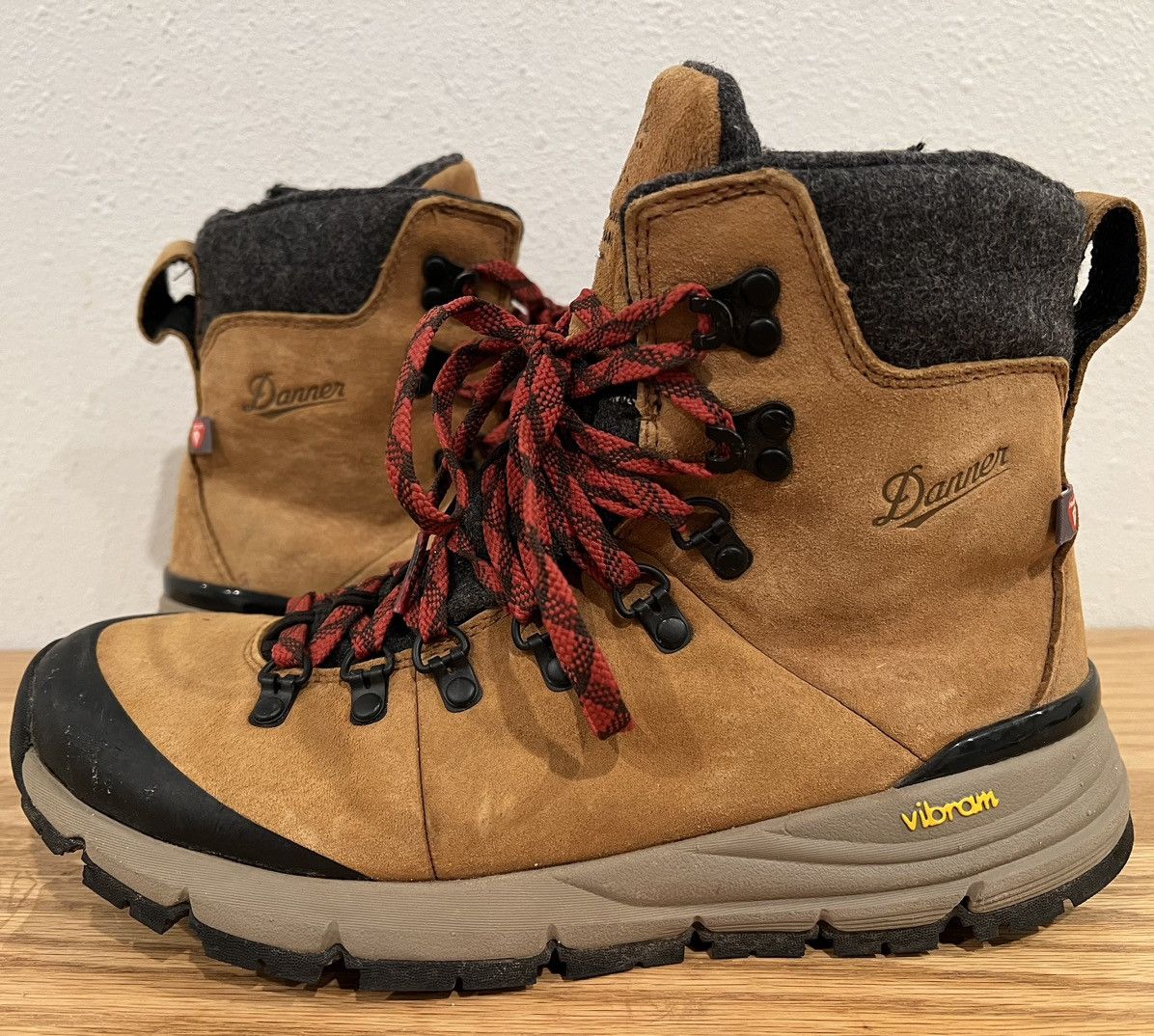 Danner Danner Arctic 600 5" insulated Weatherized 200G Hiking Boots Size US 9 / IT 39 - 1 Thumbnail