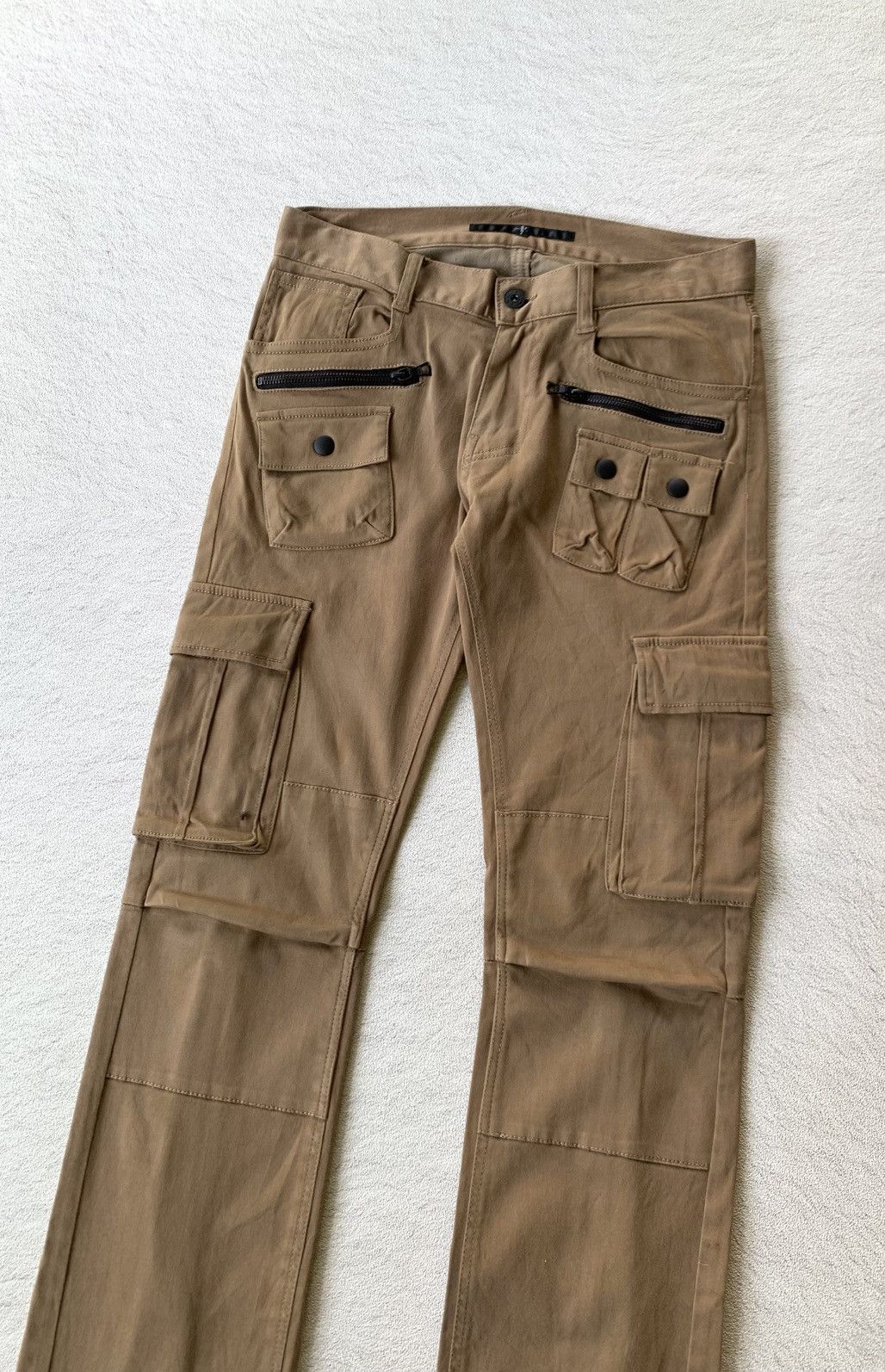 NO ID 2000s NO ID Multi Pocket Pants Size US 30 / EU 46 - 2 Thumbnail