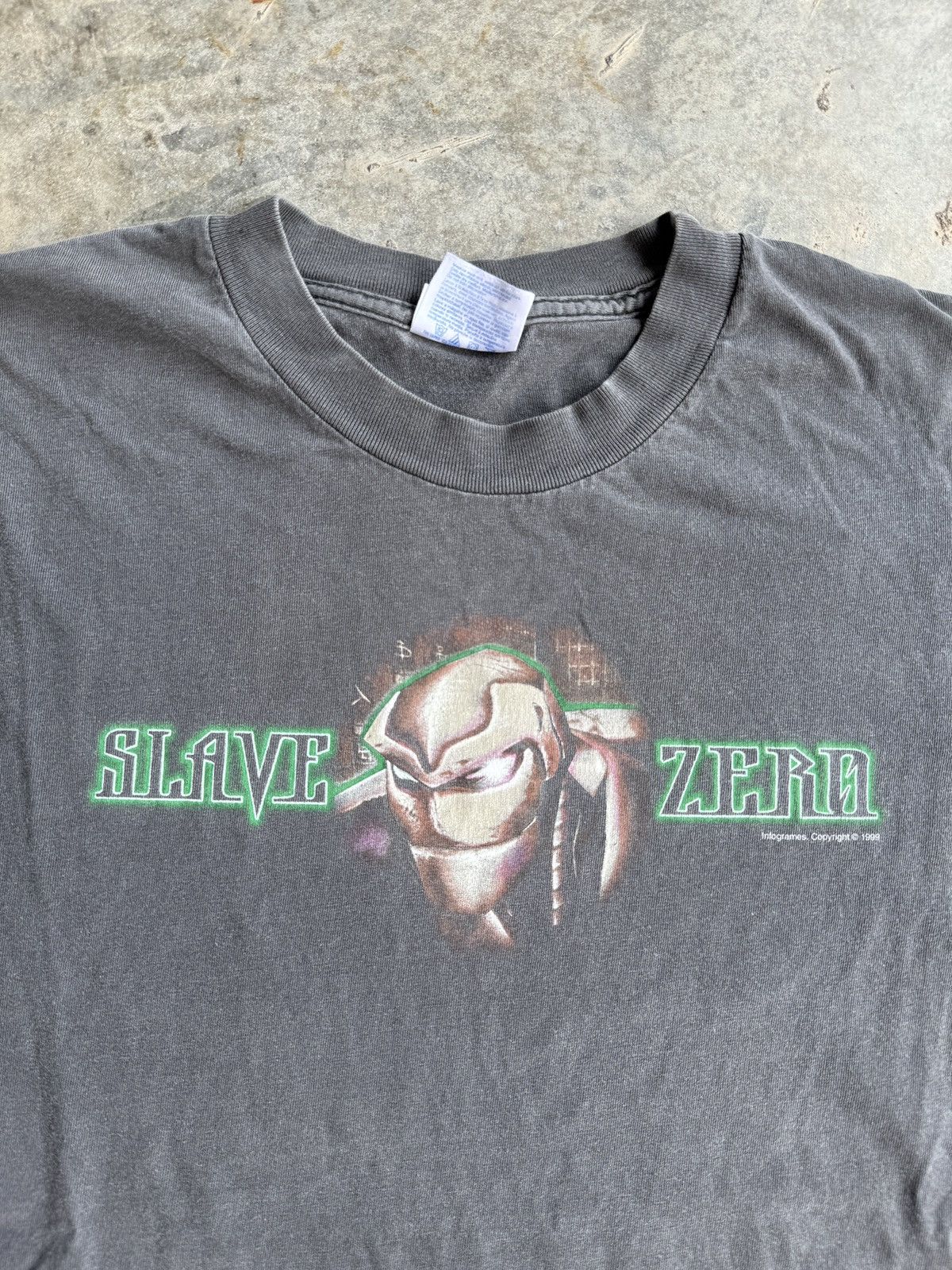 Vintage *RARE* 1999 90s VINTAGE SLAVE ZERO VIDEO GAME PROMO TEE Size US L / EU 52-54 / 3 - 2 Thumbnail