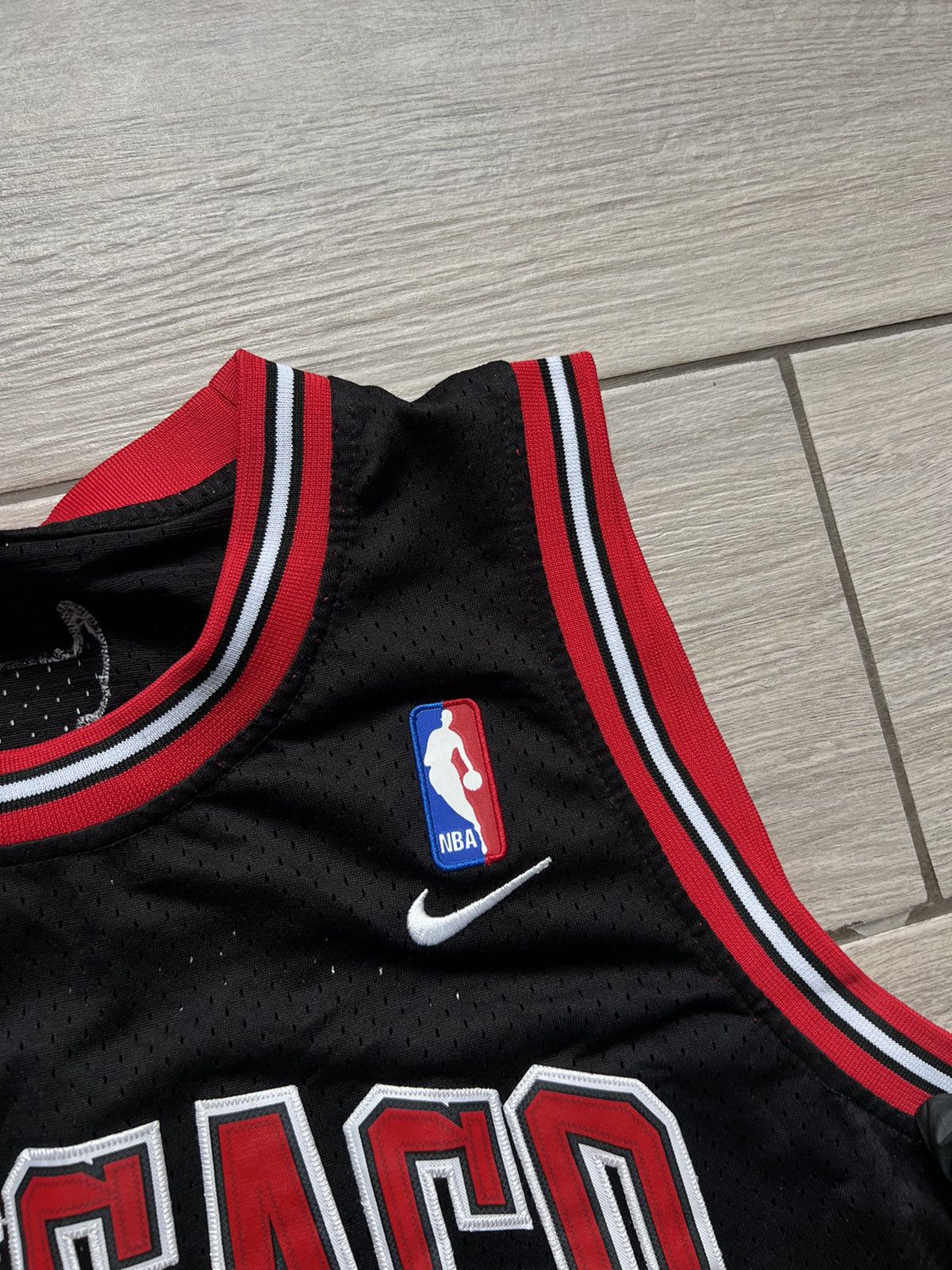 Jordan Brand × Nike × Vintage Vintage Nike NBA Bulls Jordan 23 Jersey Tee Tank 90s Size US M / EU 48-50 / 2 - 8 Thumbnail