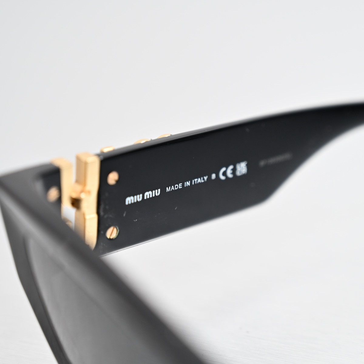 Miu Miu MIU MIU 0MU 09WS SUNGLASSES Size ONE SIZE - 4 Thumbnail