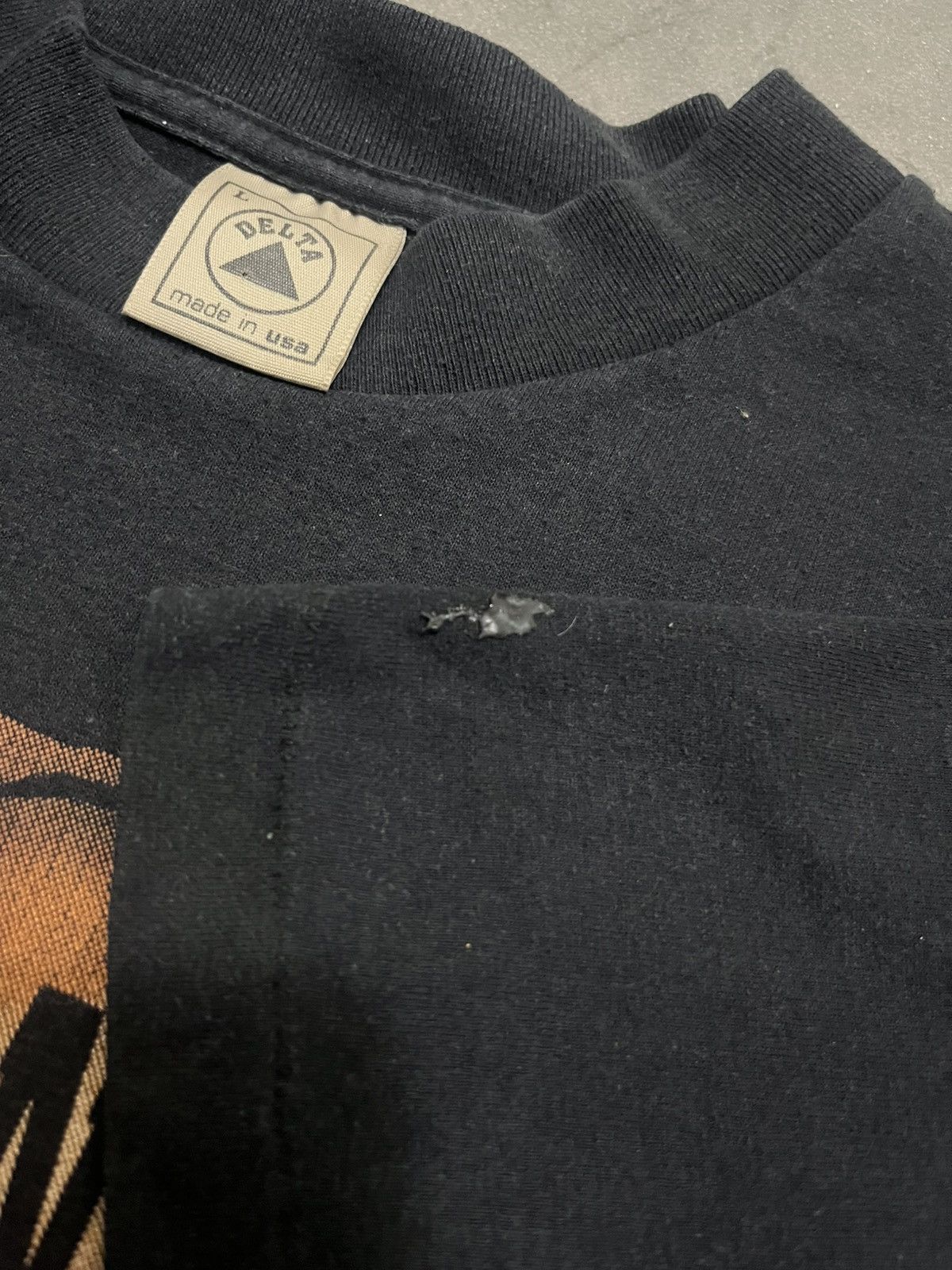 Vintage Vintage Smith & Wesson most wanted graphic t-shirt Size US L / EU 52-54 / 3 - 8 Thumbnail