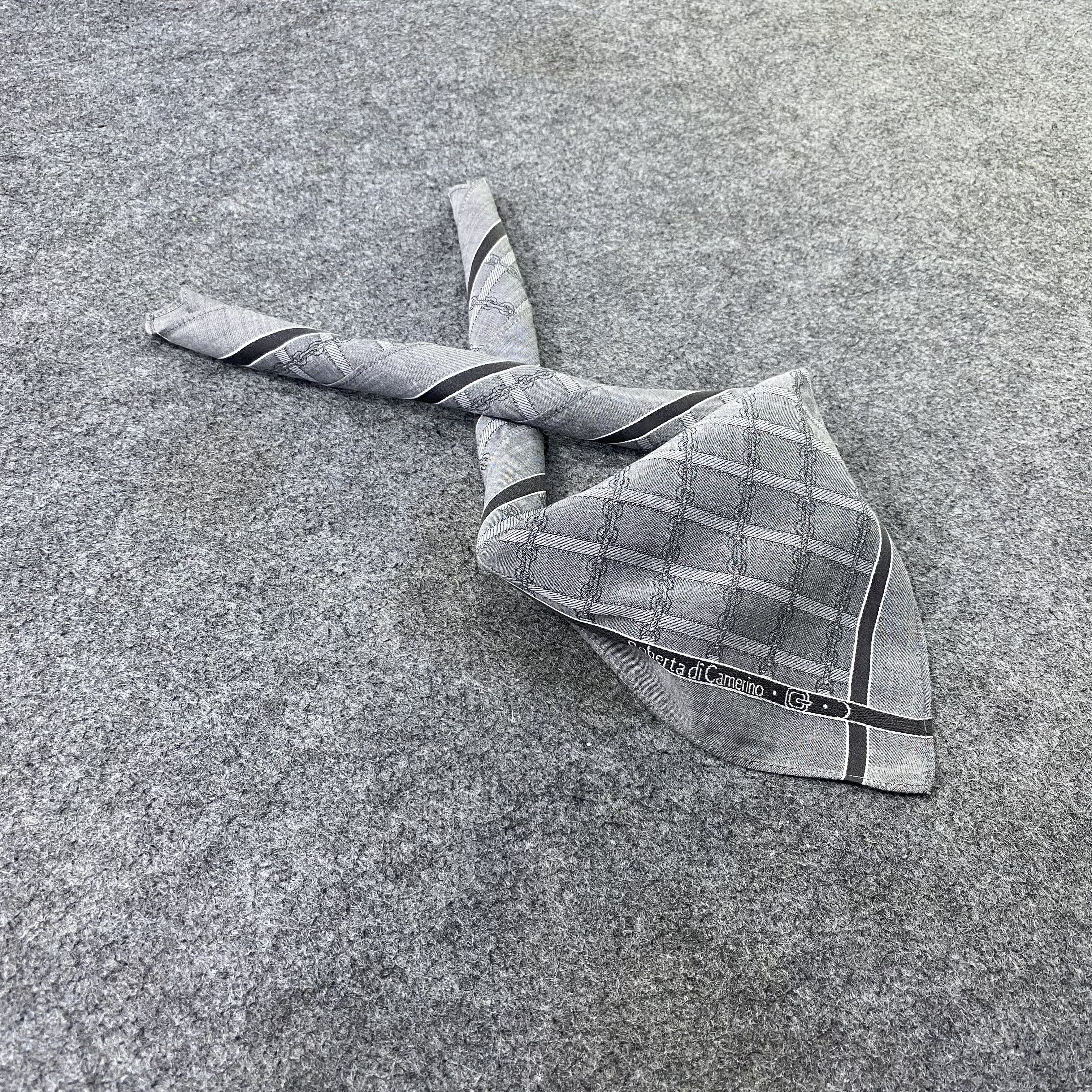 Roberta di Camerino Roberta di Camerino Handkerchief /Bandana /Neckerchief-B2146 Size ONE SIZE - 1 Thumbnail
