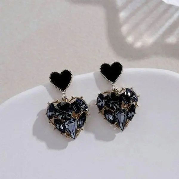 Other Women's Black Crystal Love Heart Dangle Drop Earrings Size ONE SIZE - 2 Thumbnail