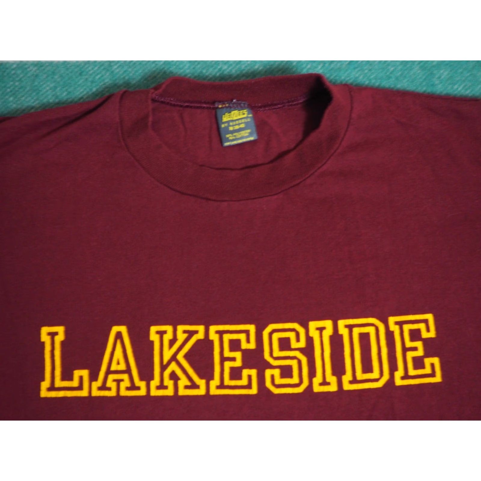 Jerzees VINTAGE Jerzees Russell Burgundy Red LAKESIDE USA Tee T-Shirt S Unisex Red 1980s Graphic Tee KS? Size US S / EU 44-46 / 1 - 2 Thumbnail