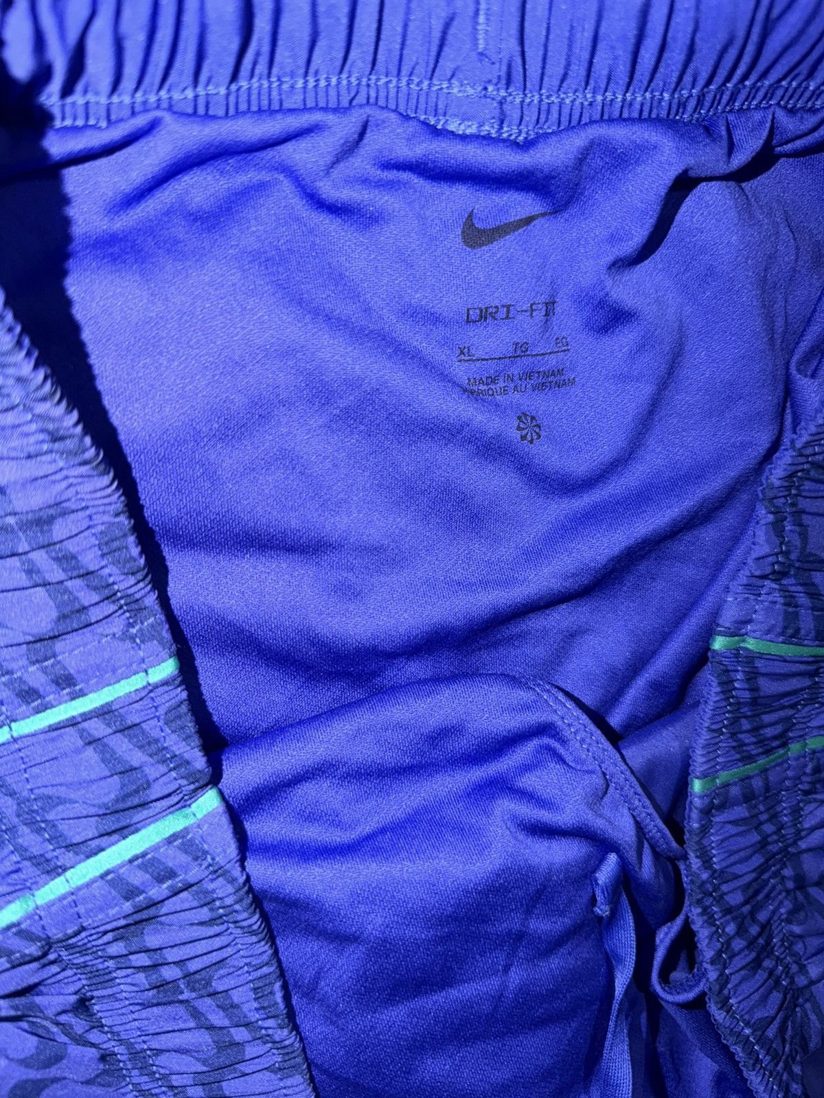 Nike Nike Dri-FIT Tempo Icon Clash Running Shorts women’s XL Size 36" / US 14 / IT 50 - 4 Thumbnail