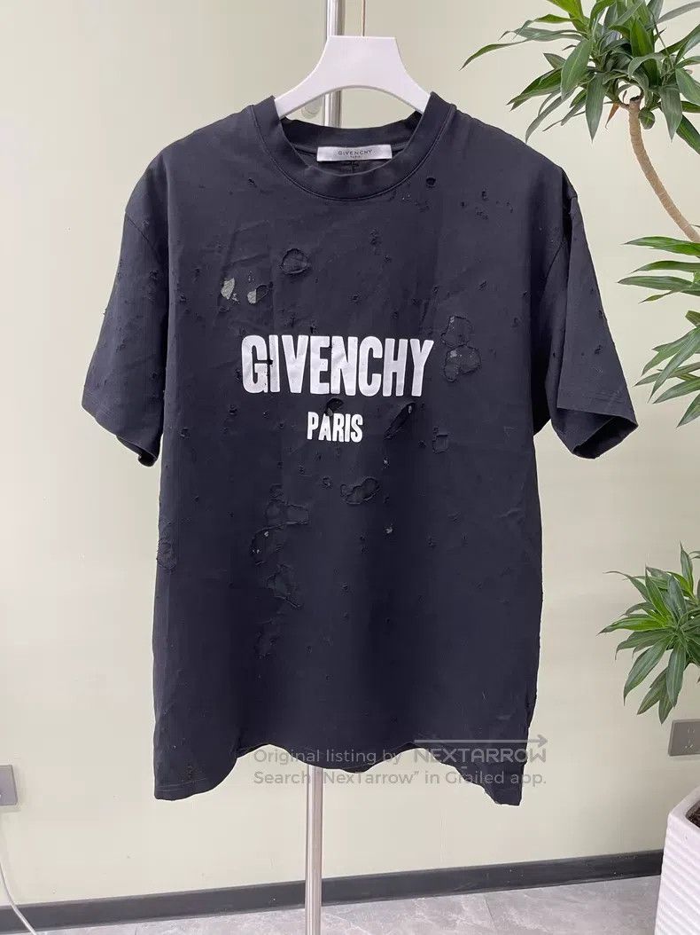 Givenchy Givenchy Letter Print Round Neck Ripped Short Sleeve Black Size US XS / EU 42 / 0 - 1 Thumbnail