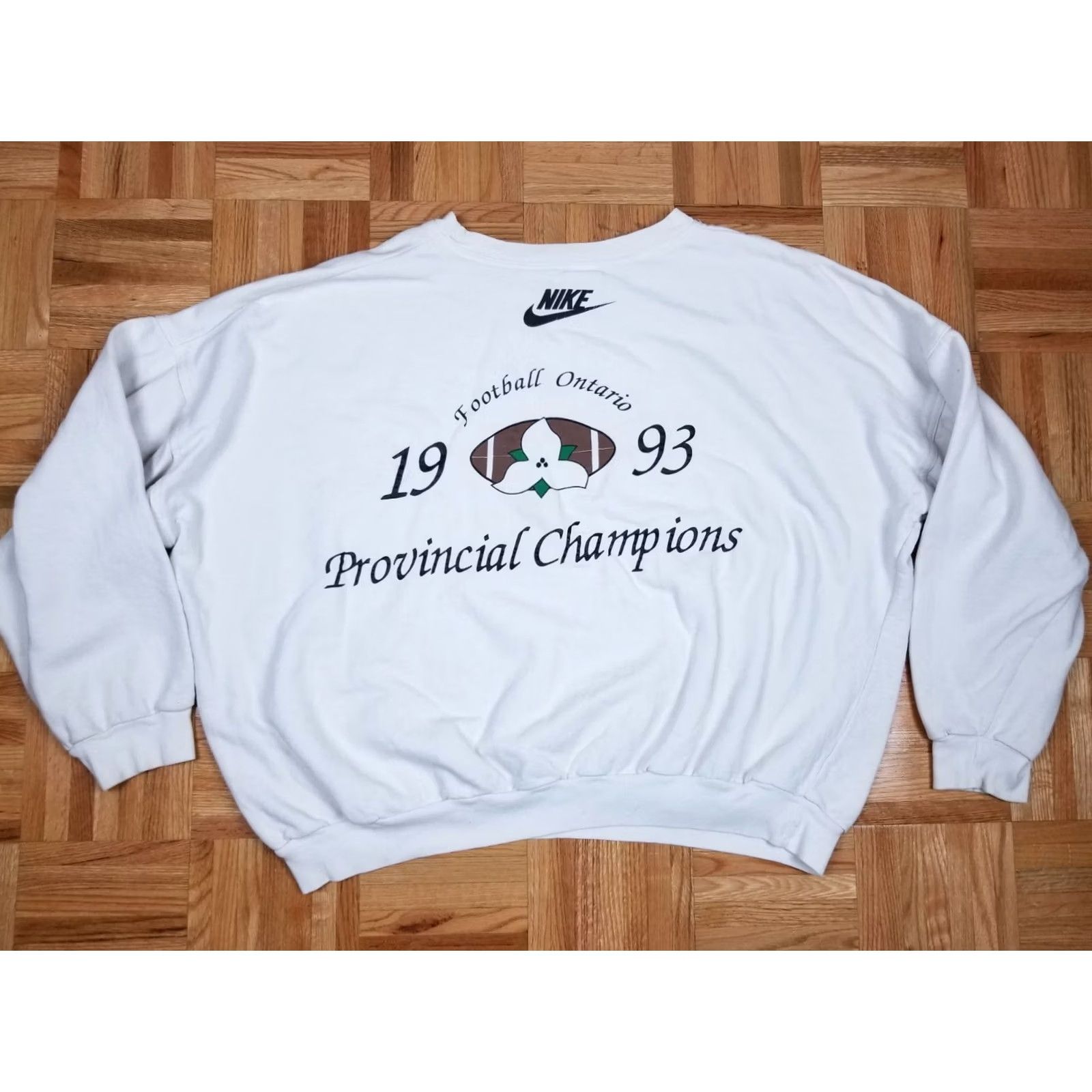 Nike VINTAGE Nike Sweatshirt 2XL White Hooded Lined Oversized Old School Sweatshirt Pullover Men 1993 Turf Training Over Size Cross Shoulder 30 INCH Size US XXL / EU 58 / 5 - 6 Thumbnail