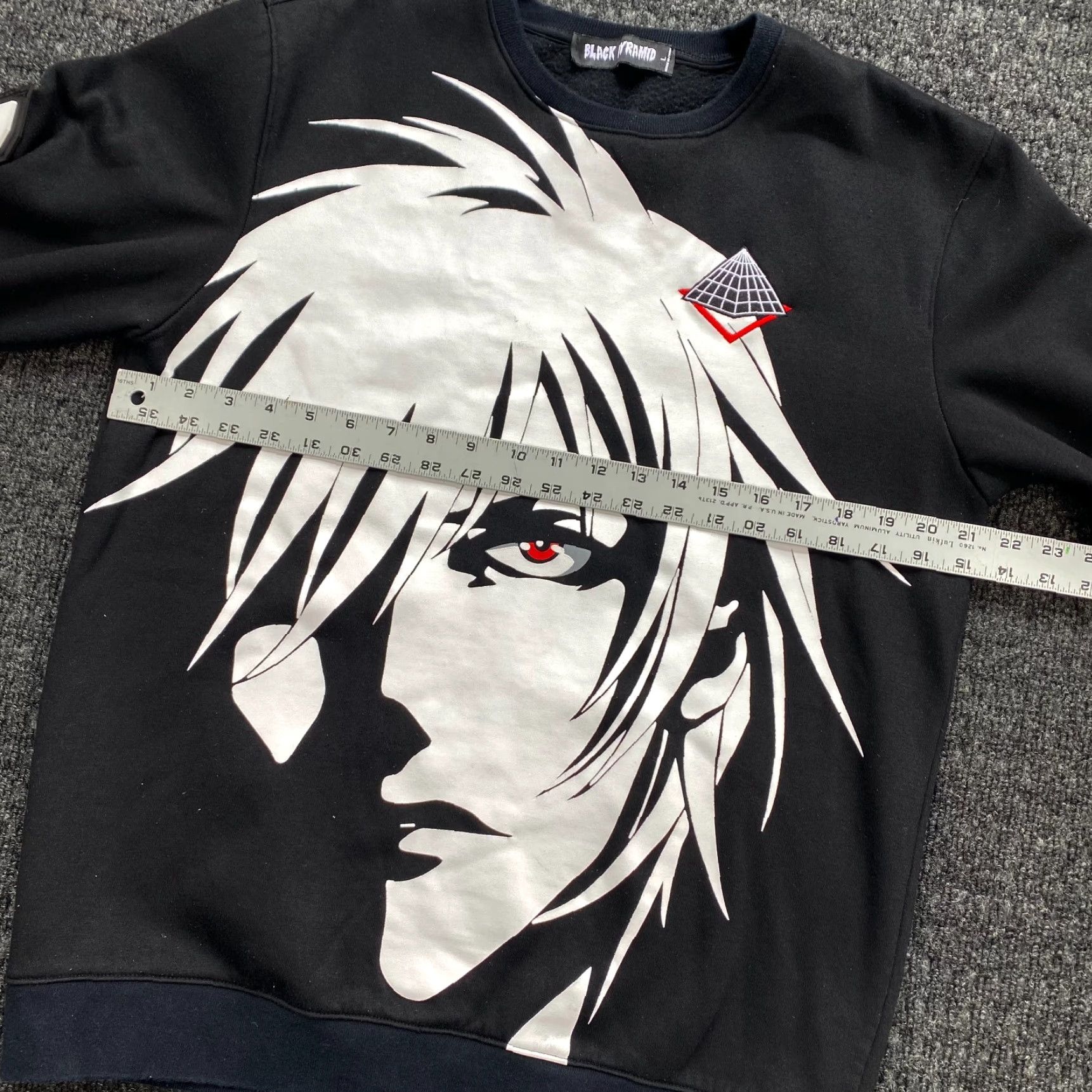 Black Pyramid Black Pyramid Sweatshirt Crewneck L Men Black Anime Face Silhouette Graphic Print Long Sleeve Cotton Fleece Pullover Size US L / EU 52-54 / 3 - 5 Thumbnail