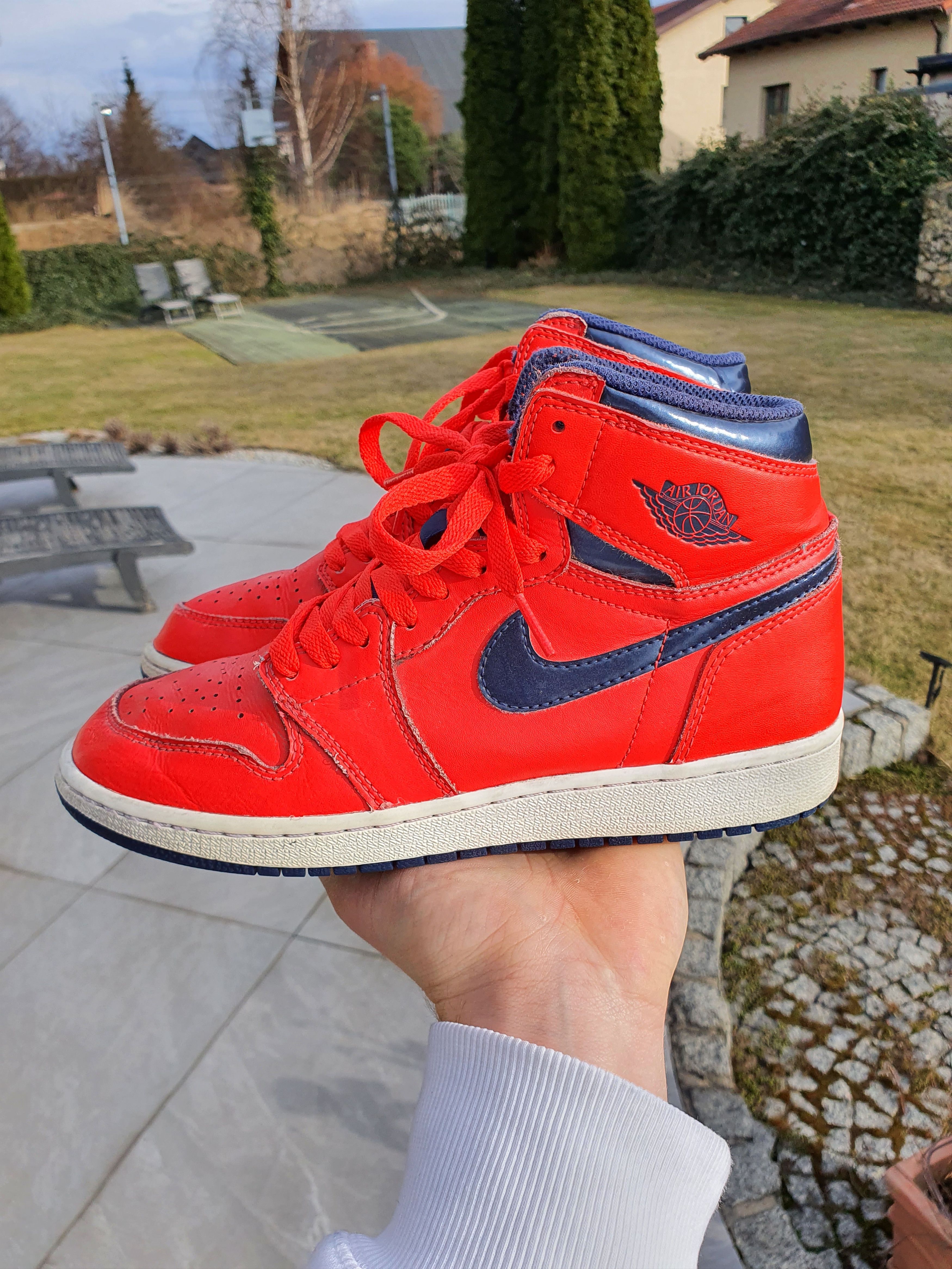 Jordan Brand × Nike 2015 Vintage Nike Air Jordan 1 Retro David Letterman (GS) Size US 6 / IT 36 - 4 Thumbnail