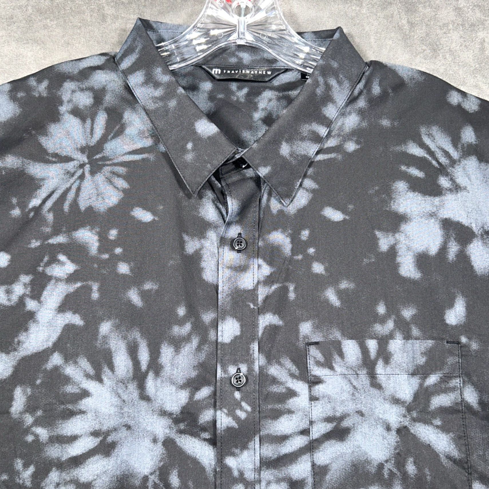 TravisMathew Travis Mathew Shirt Mens 2XL Short Sleeve Button-Up Black Tie Dye Size US XXL / EU 58 / 5 - 2 Thumbnail