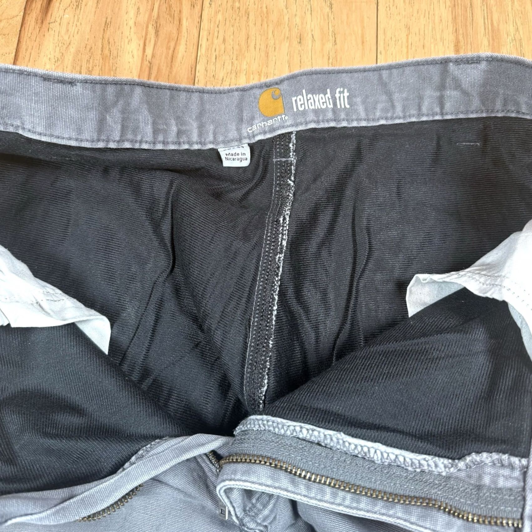 Carhartt VINTAGE Carhartt Work Pants Mens 36x32 Grey Insulated Cargo Straight Blanketed Lined Pants Mens Regular 36 Grey Inches Mens Size US 36 / EU 52 - 5 Thumbnail