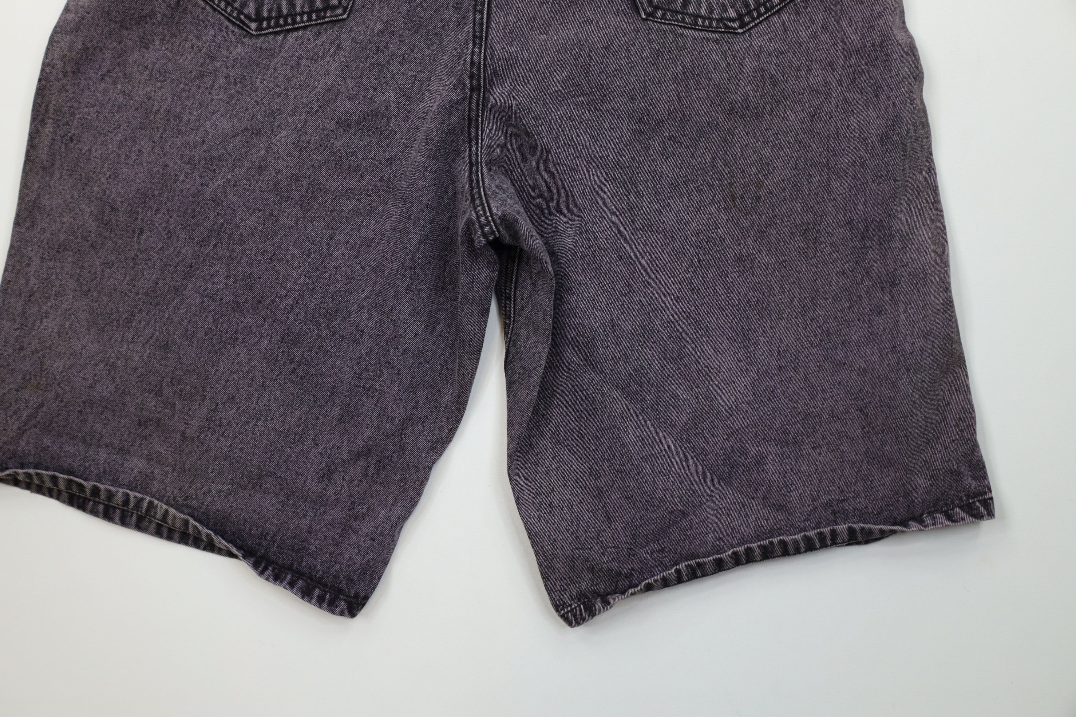Vintage Vintage 90s Streetwear Fit Acid Wash Denim Shorts Purple Size US 38 / EU 54 - 14 Thumbnail