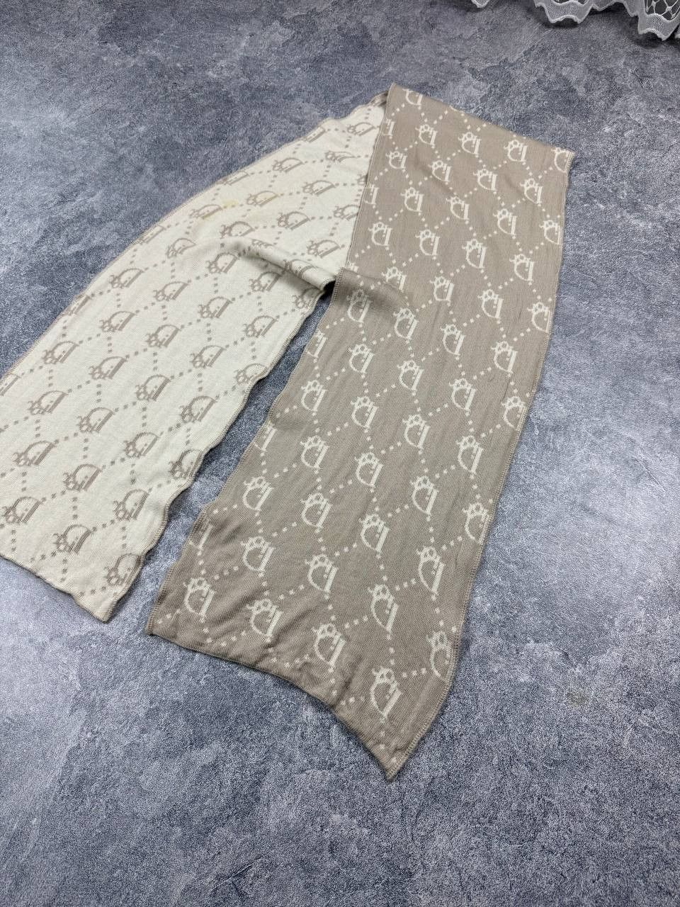 Christian Dior Monsieur Authentic Christian Dior Wool Monogram Scarf Size ONE SIZE - 2 Thumbnail