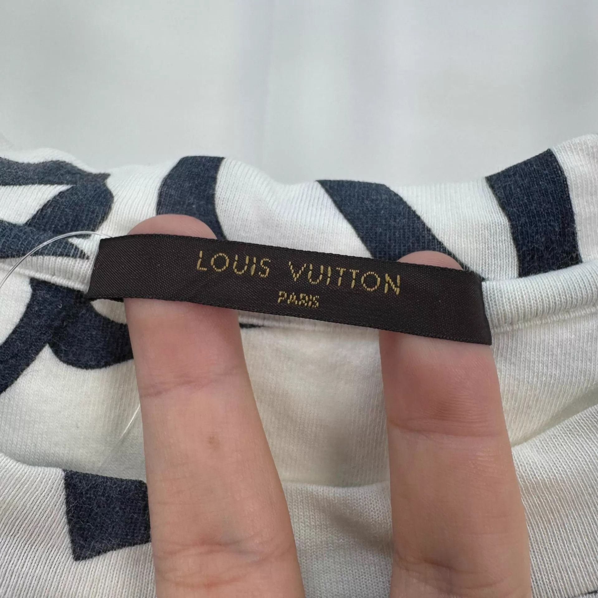 Louis Vuitton LV Monogram Short Sleeve XL 98 New Size XL / US 12-14 / IT 48-50 - 5 Thumbnail
