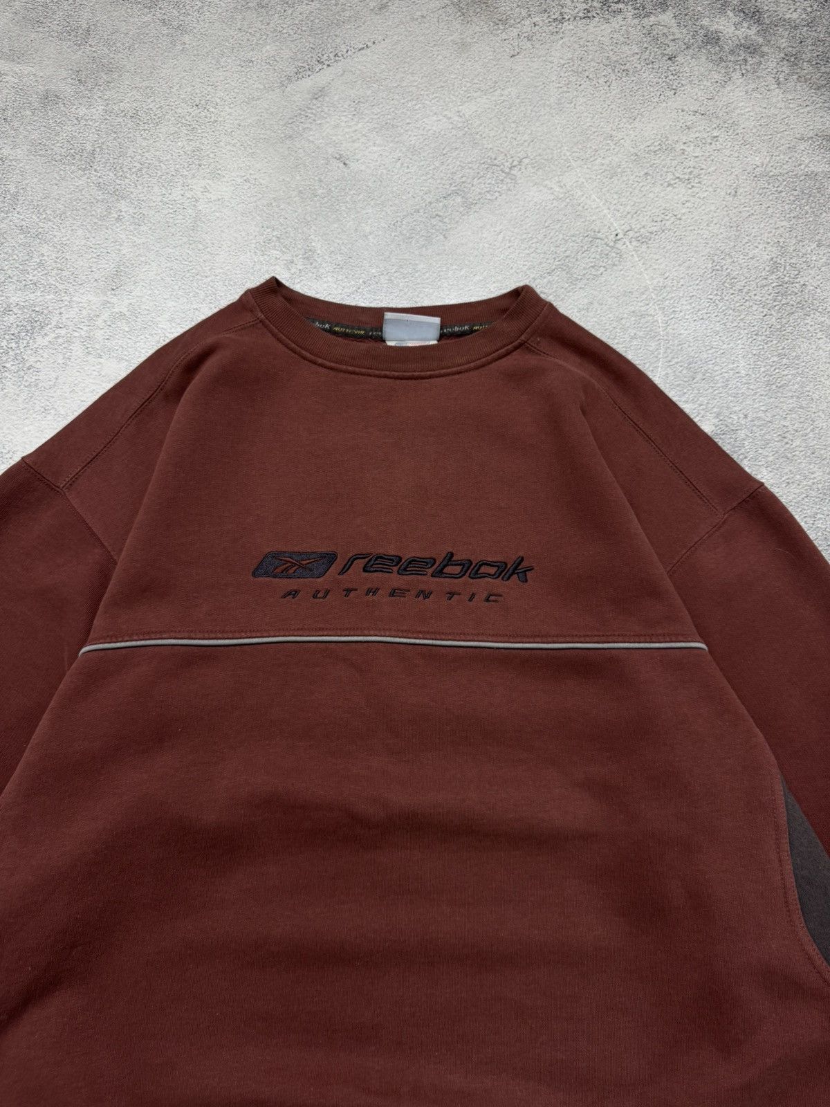 Reebok Vintage Reebok Big Logo Sweatshirt Size US L / EU 52-54 / 3 - 1 Thumbnail