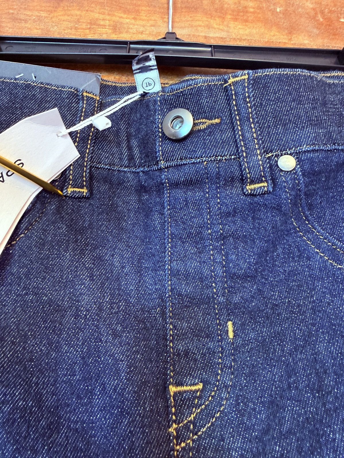 Spanx Spanx Shape Original Everywhere Flare Indigo Hi Rise Jeans Size 24" / US 00 / IT 34 - 7 Thumbnail