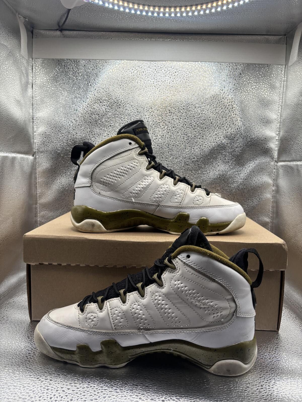 Jordan Brand Air Jordan 9 statue GS Size US 5.5 / EU 38 - 5 Thumbnail