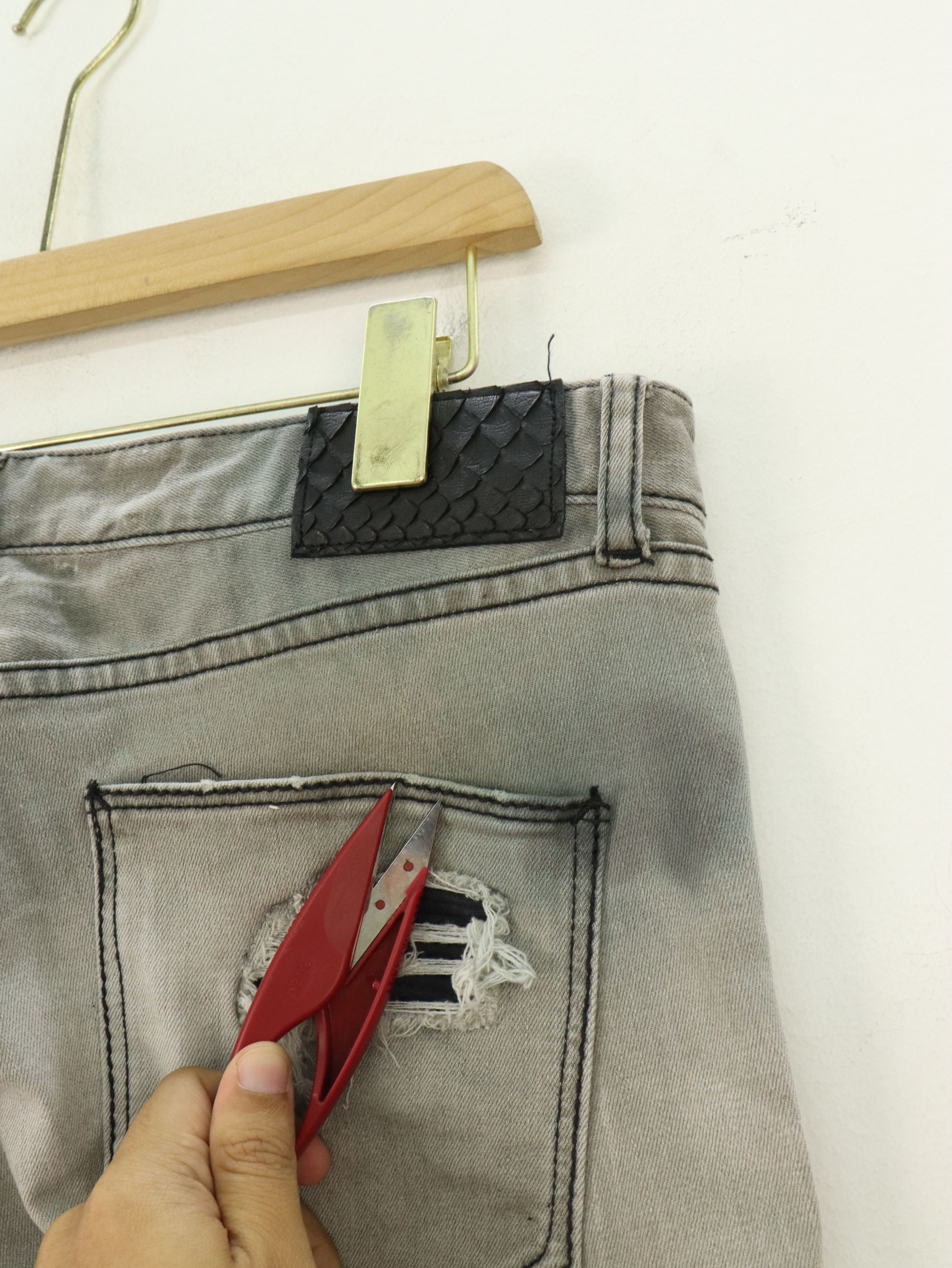 GOSTAR DE FUGA FUGA Skinny Distressed Patched Stretchable Pant Size US 33 - 11 Thumbnail