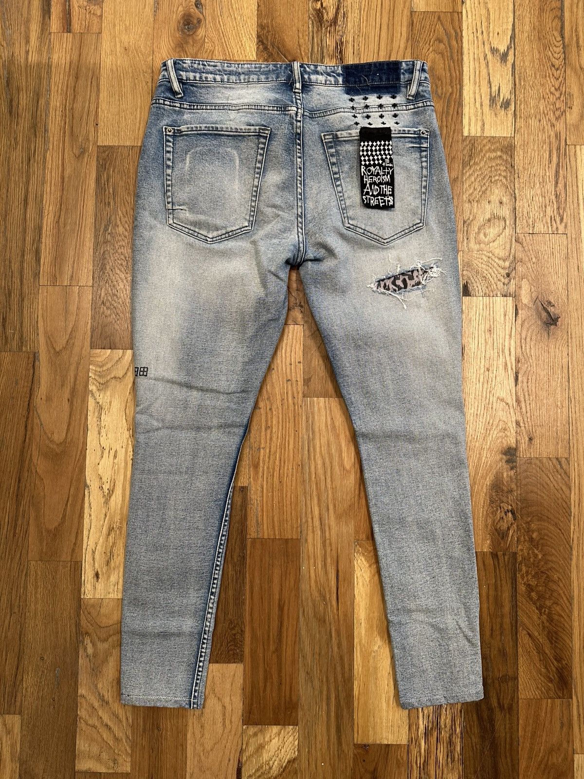 Ksubi Ksubi Cheetah Print Patched Blue Denim Jeans Size 34 Size US 34 / EU 50 - 2 Thumbnail