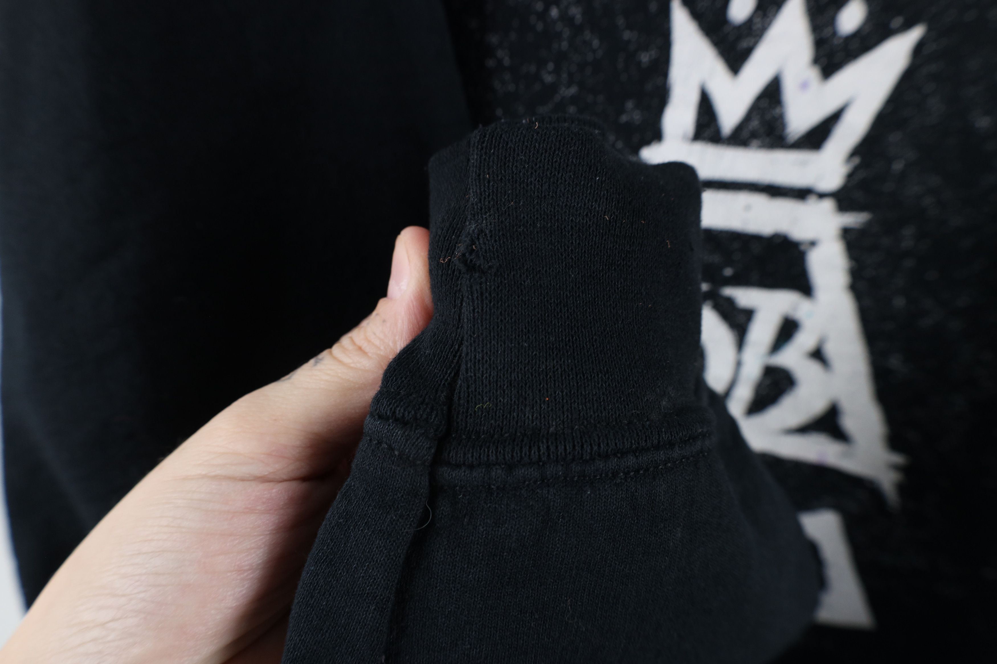 Vintage Vintage Y2K 2014 Mounmentour Fall Out Boy Band Sweatshirt Size L / US 10 / IT 46 - 11 Thumbnail