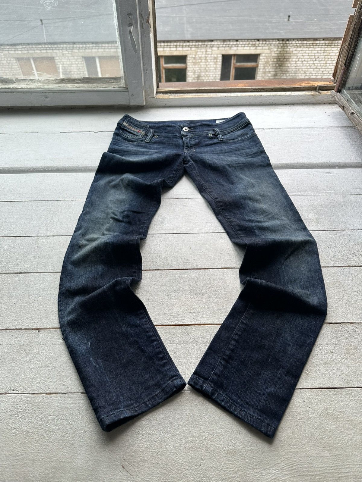 Diesel 🚨Gothic Diesel Regular Slim relax Flared Jeans Womens Size 31" - 1 Thumbnail