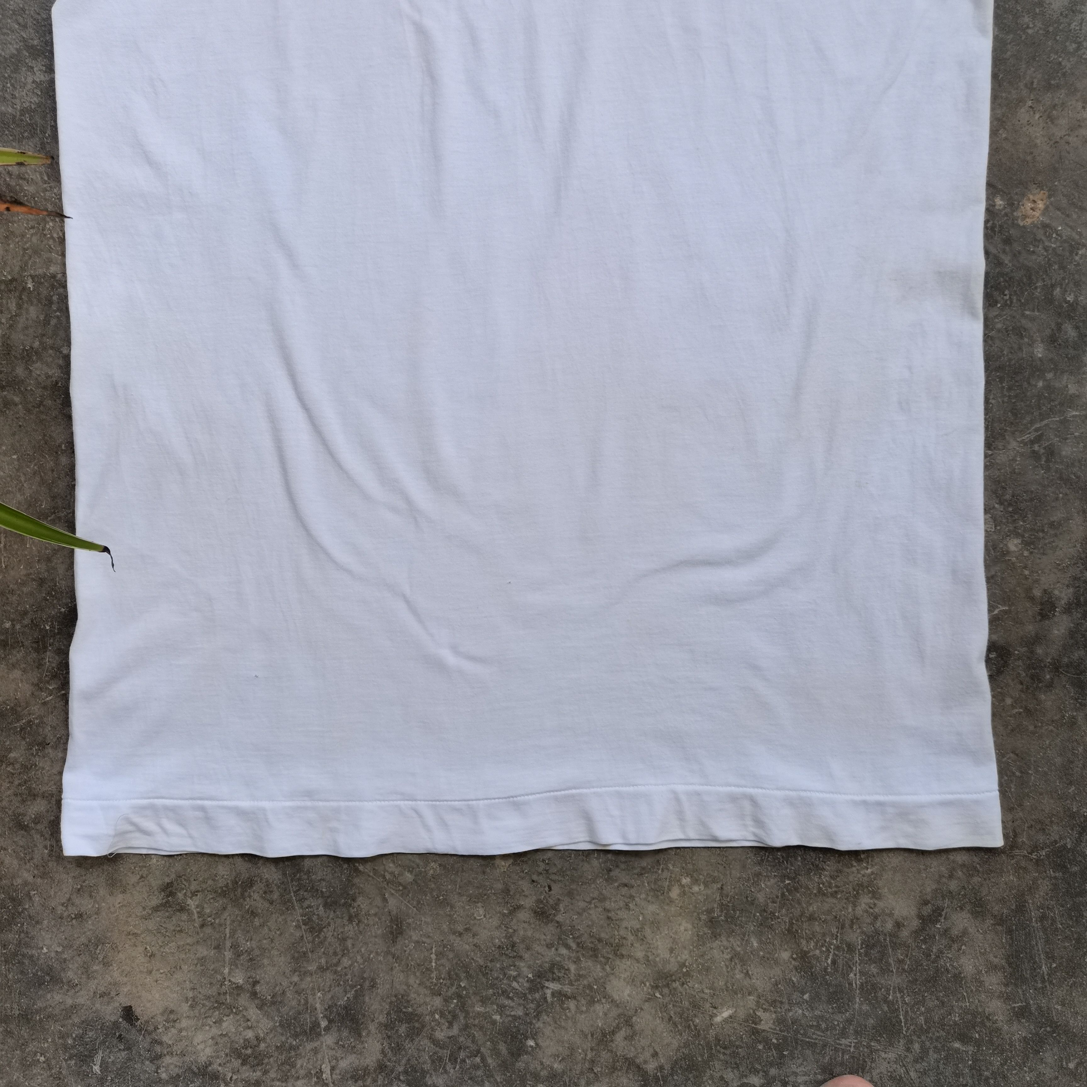 Band Tees Vintage 90s JOHN LENNON Graphic White Tee Size US M / EU 48-50 / 2 - 7 Thumbnail