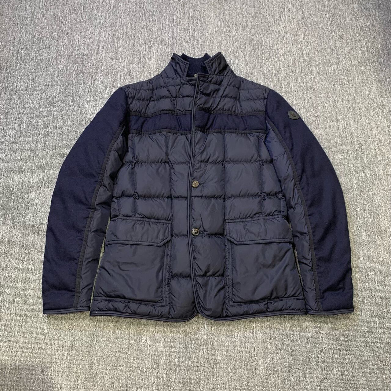 Moncler moncler navy blue panel down jacket Size US M / EU 48-50 / 2 - 1 Thumbnail