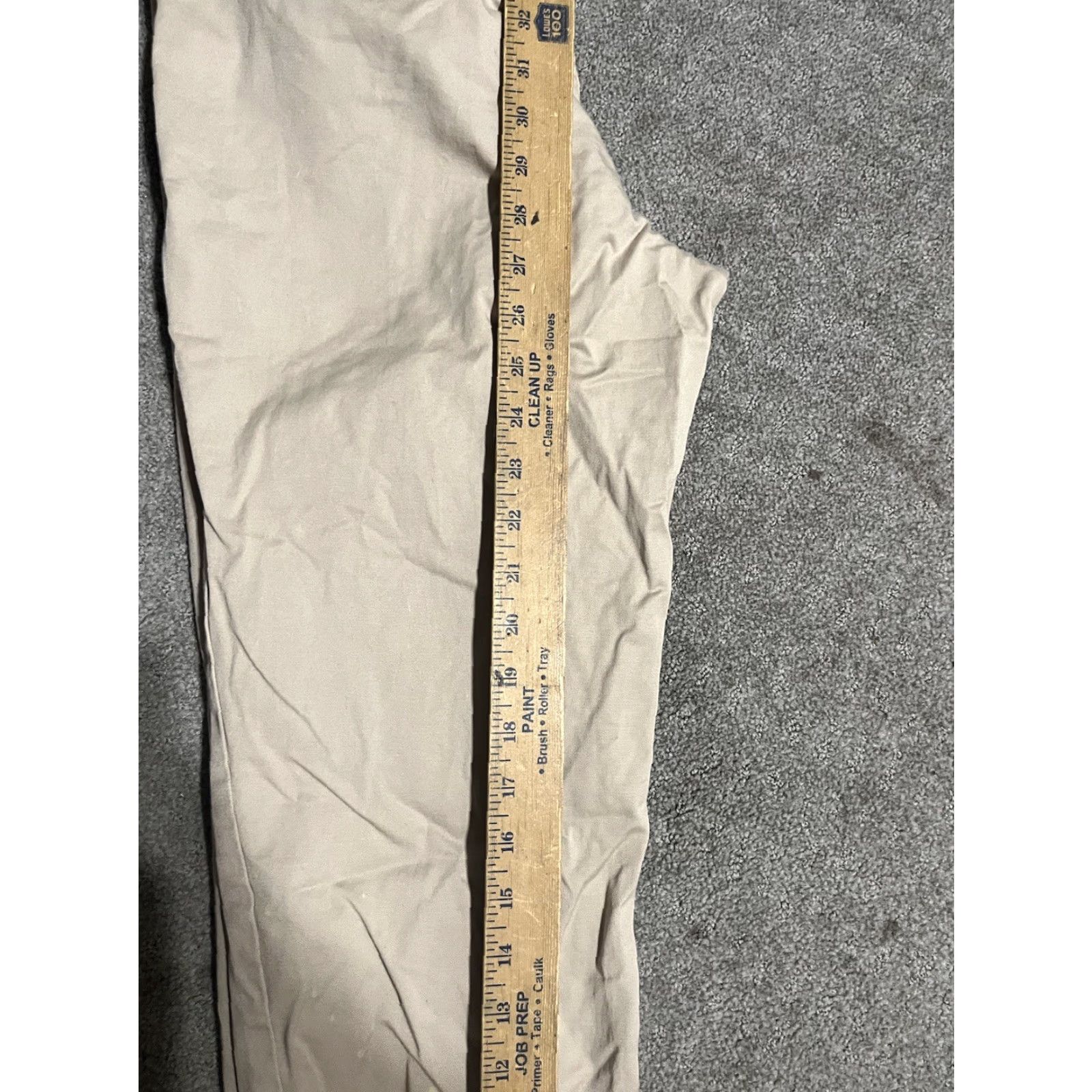 H&M H&M Beige Khakis Flat Front Cotton Pants Slim Fit 31x29 Men Regular Waist Zip Closure Belt Loops Slit Pockets Size US 31 - 6 Thumbnail