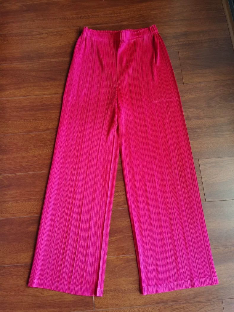 Issey Miyake Issey Miyake size:3 Red fashionable pleated casual straigh Size 22" - 1 Thumbnail