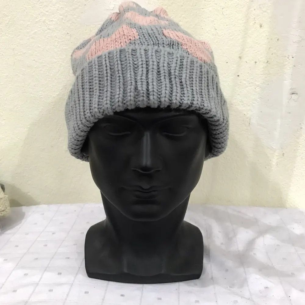 Japanese Brand Japanese Brand Bobble Beanie Hat Size ONE SIZE - 2 Thumbnail